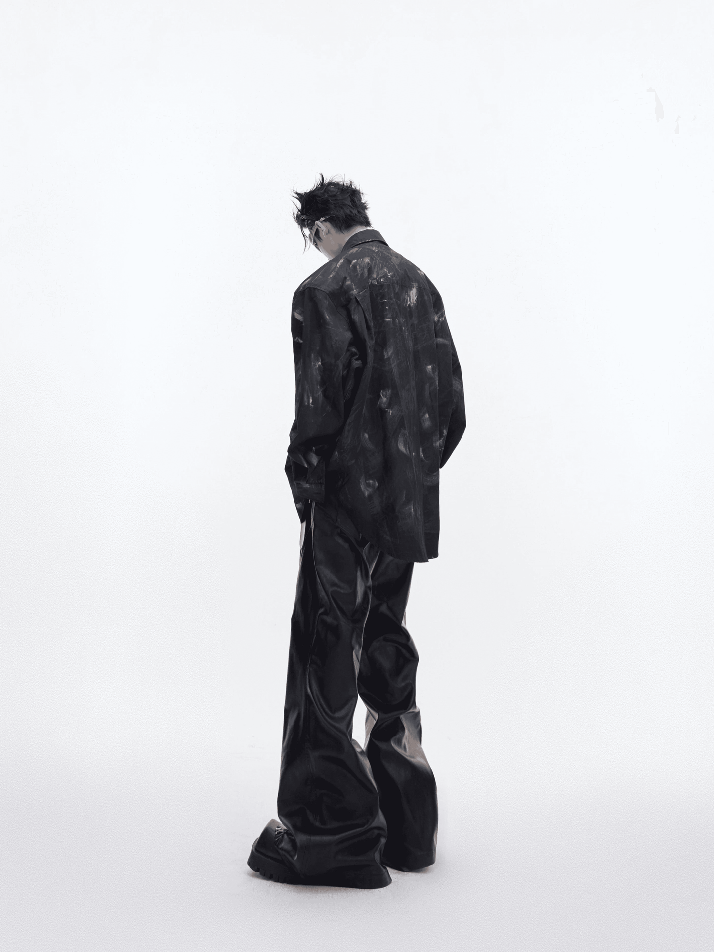 Hand Drawn Design Loose Fit Shirt WN4001