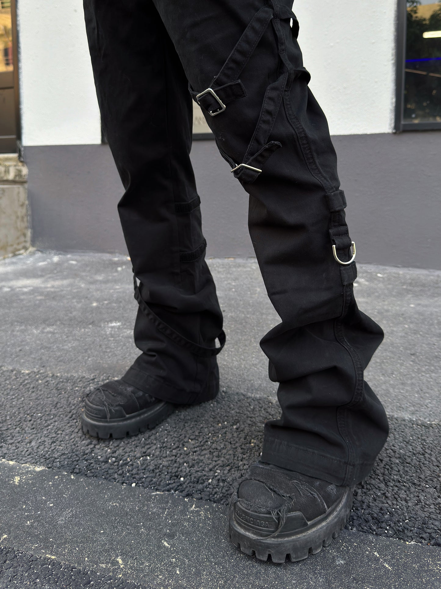 Strap Flare Lightweight Pants WN23017