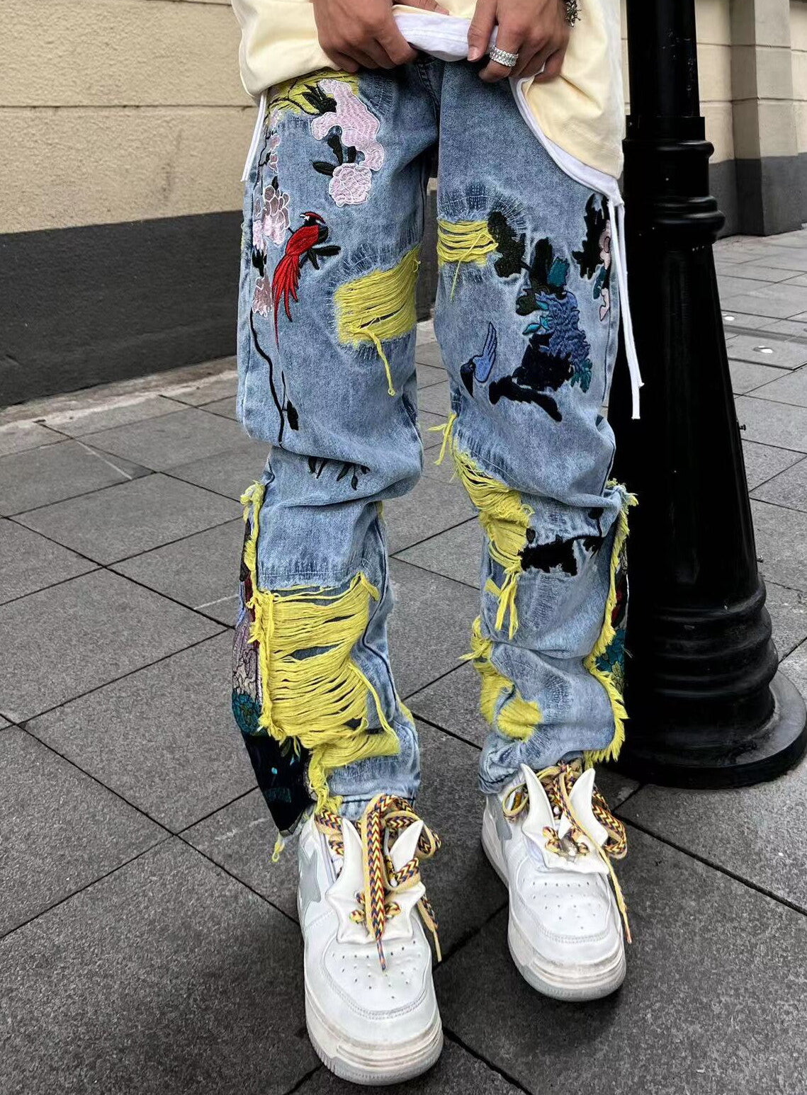 Multi Embroidery Damage Wide Leg Denim Jeans WN24075
