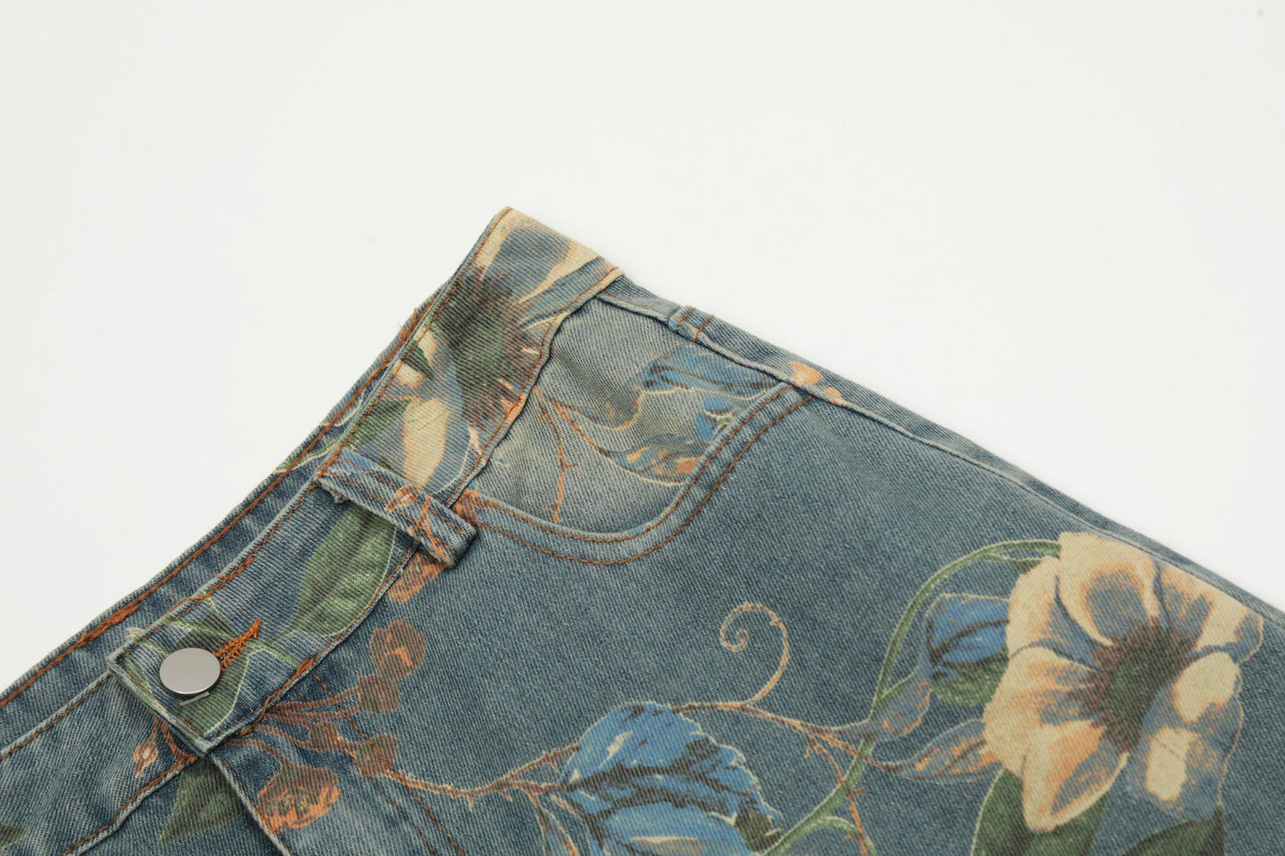 Froral Print Wide-Leg Straight Denim Jeans WN11110