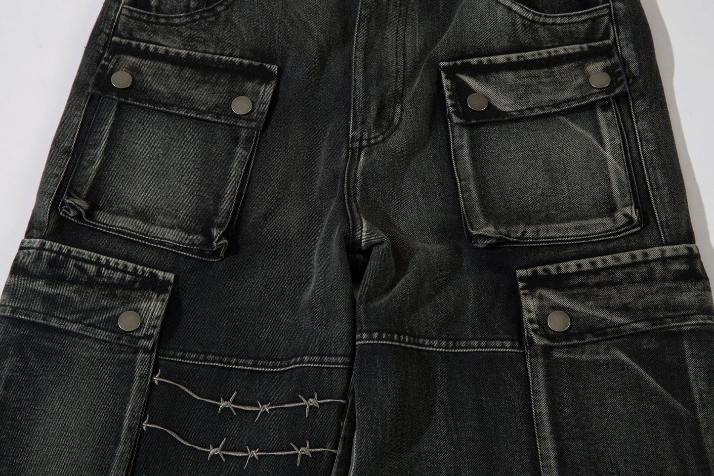 Cargo Pocket Embroidery Wide Leg Denim Jeans WN25718