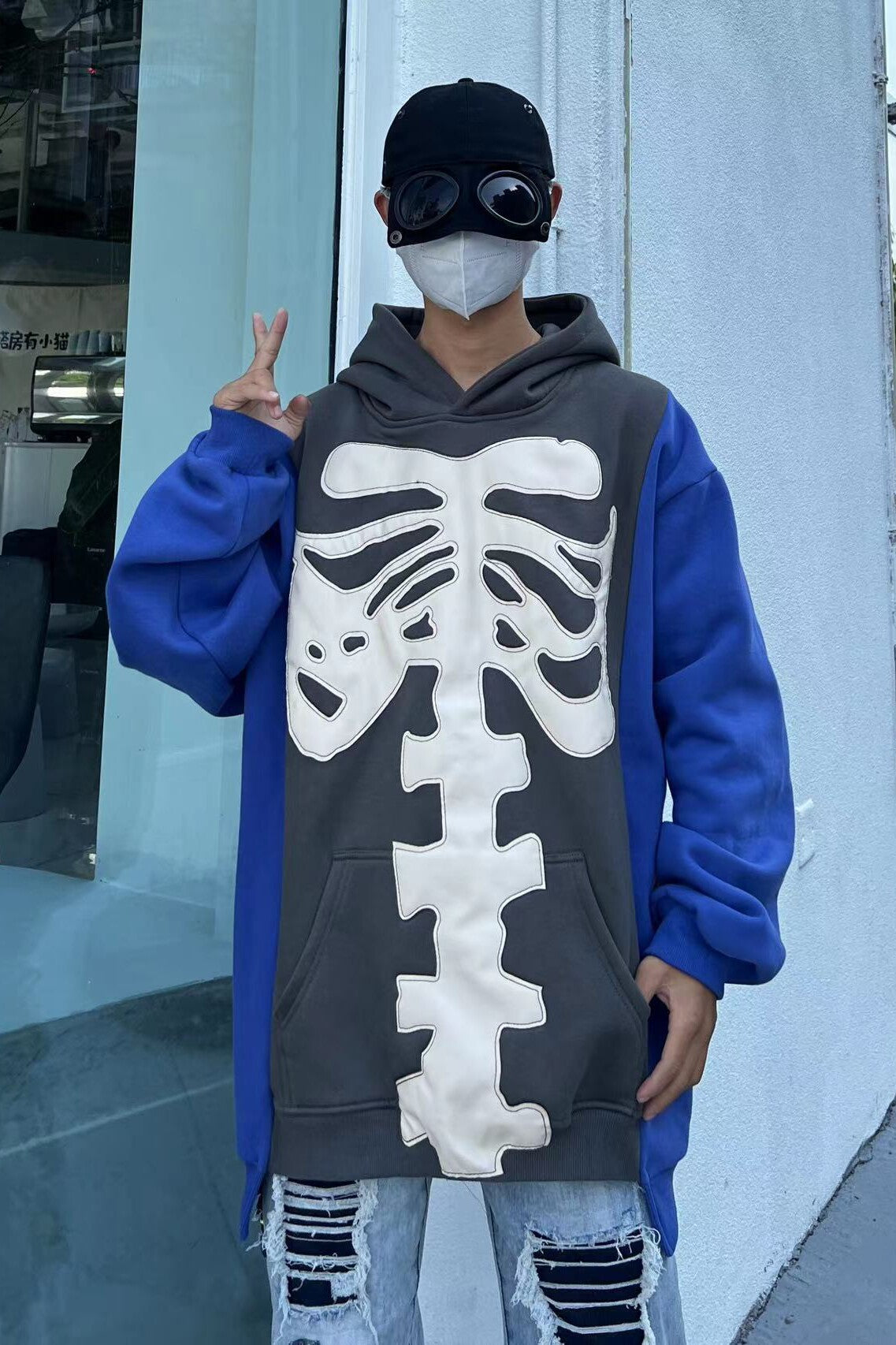 Skeleton Print Contrast Sleeve Oversize Hoodie WN24060