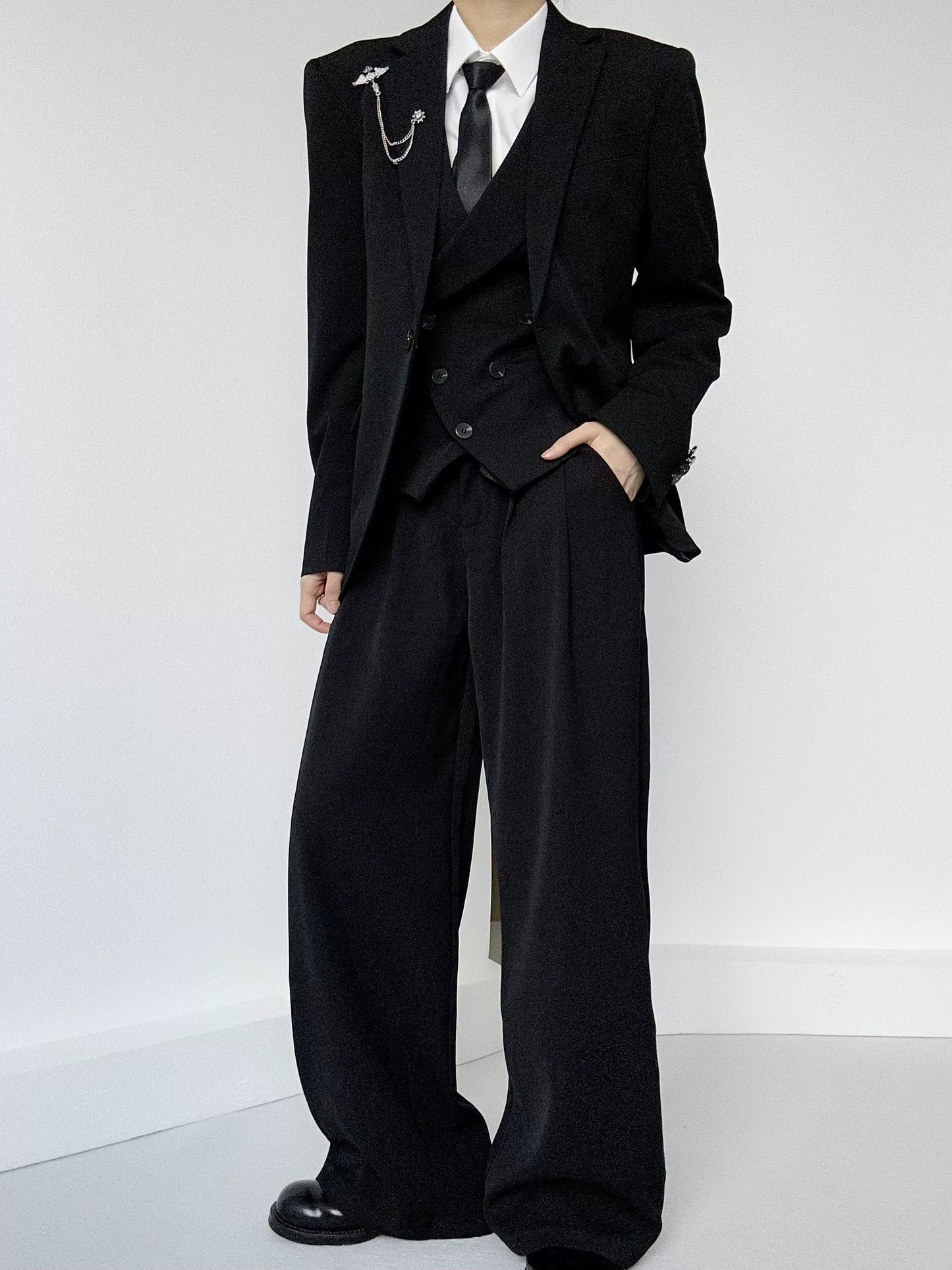 Minimalist Design Wide Leg Trousers WN19606