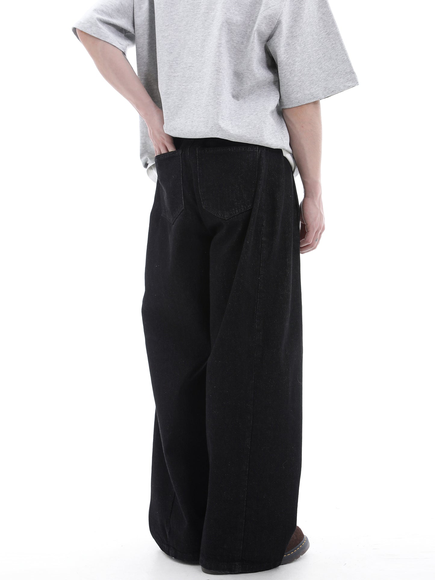 Wide-Leg Straight Denim Jeans WN15699