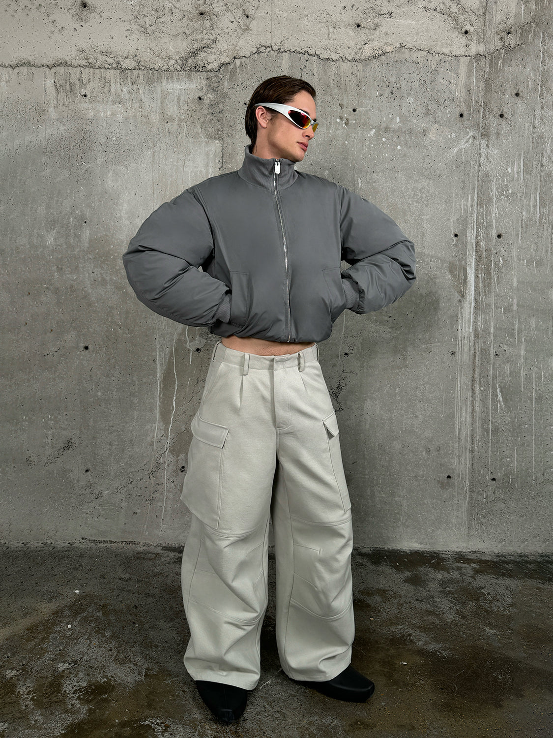 Structured Pocket Design Wide-Leg Cargo Pants WN15188