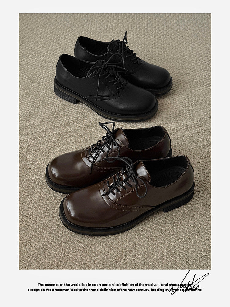 Round Toe Lace-Up Leather Shoes WN24540
