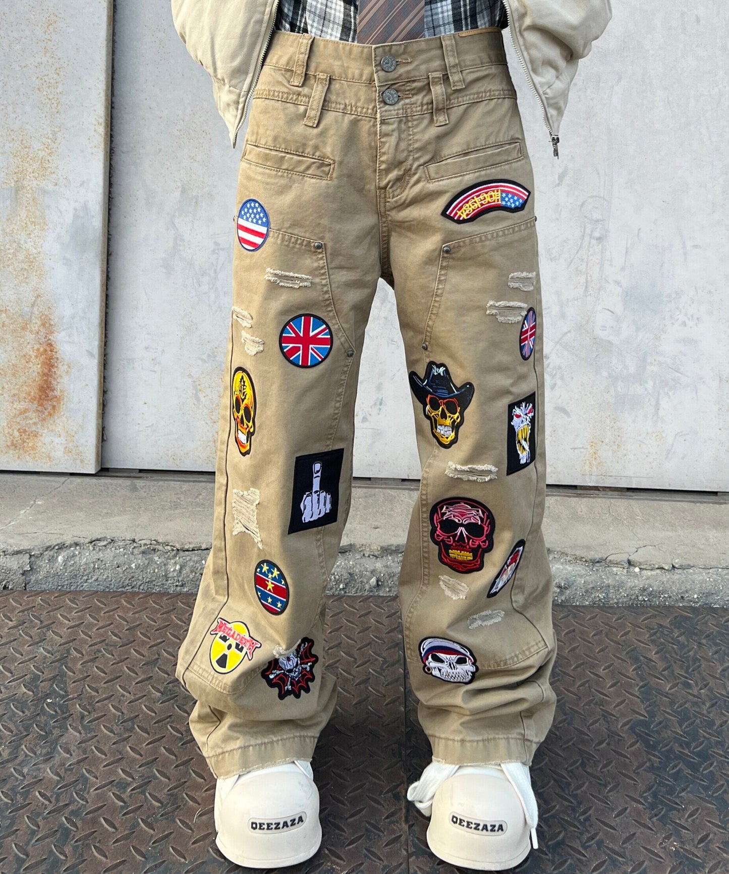 Multi Patch Damage Denim Half Jeans & Denim Jeans WN24067
