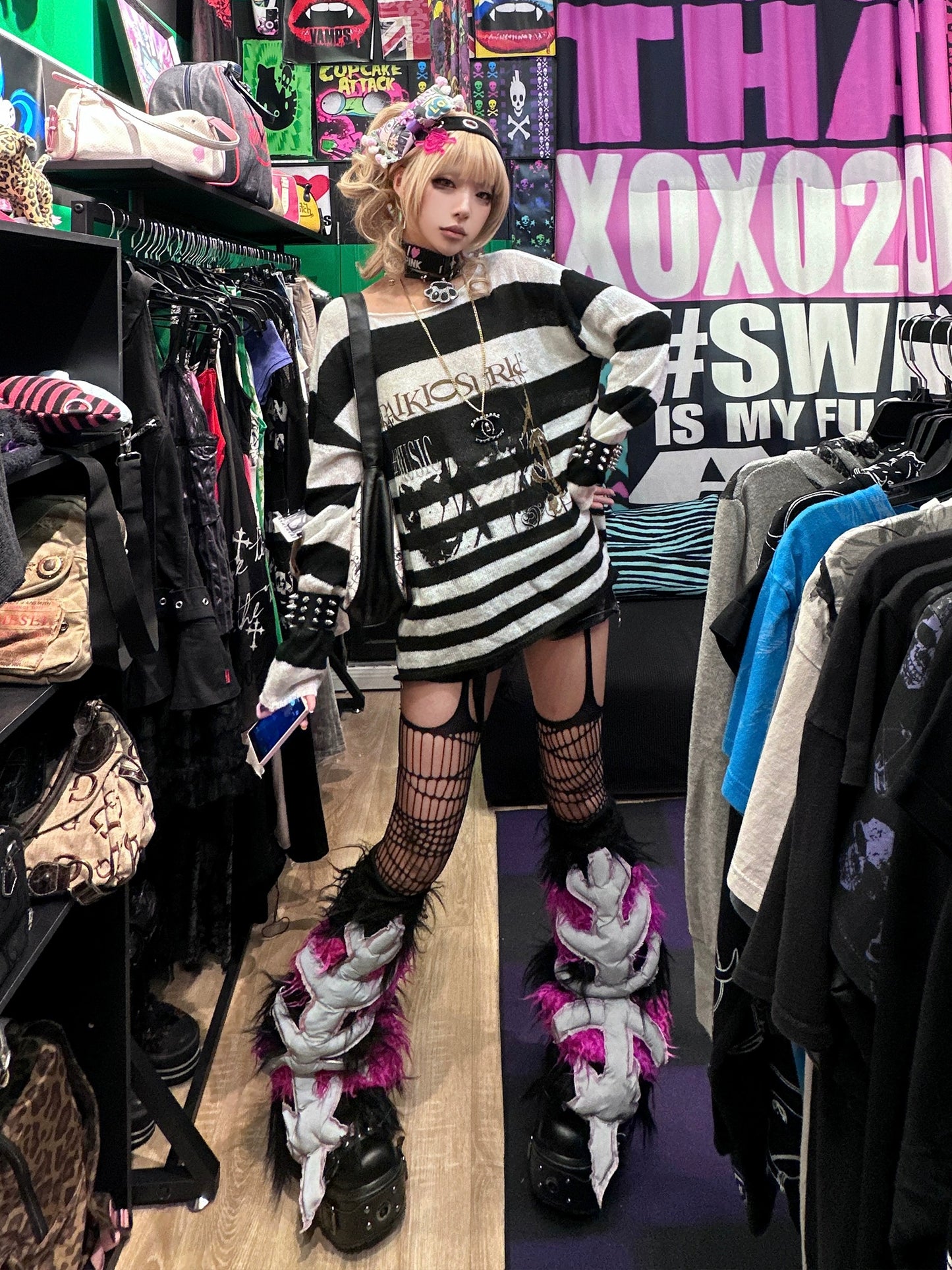 Graphic Letter Print Stripe Knit Sweater WN20897