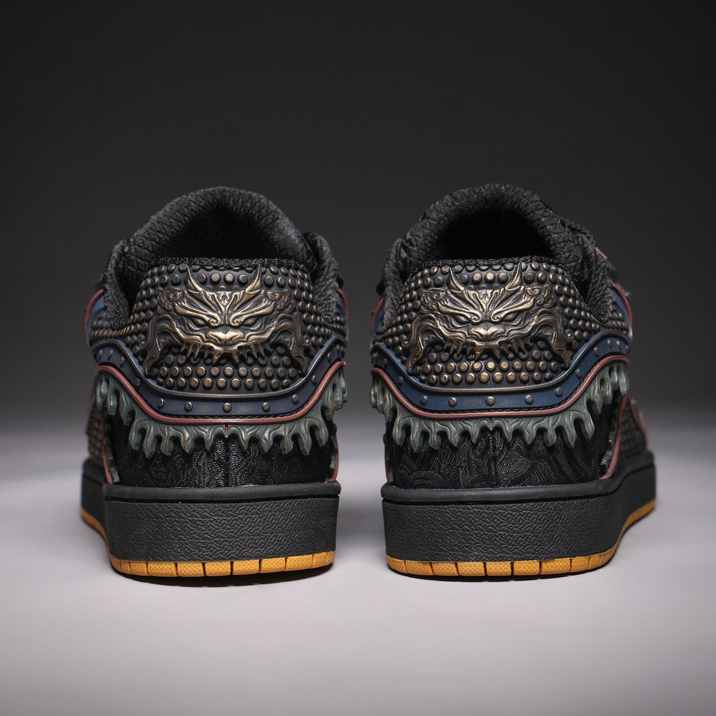 Lace-Up Multifunctional Sneakers WN23305