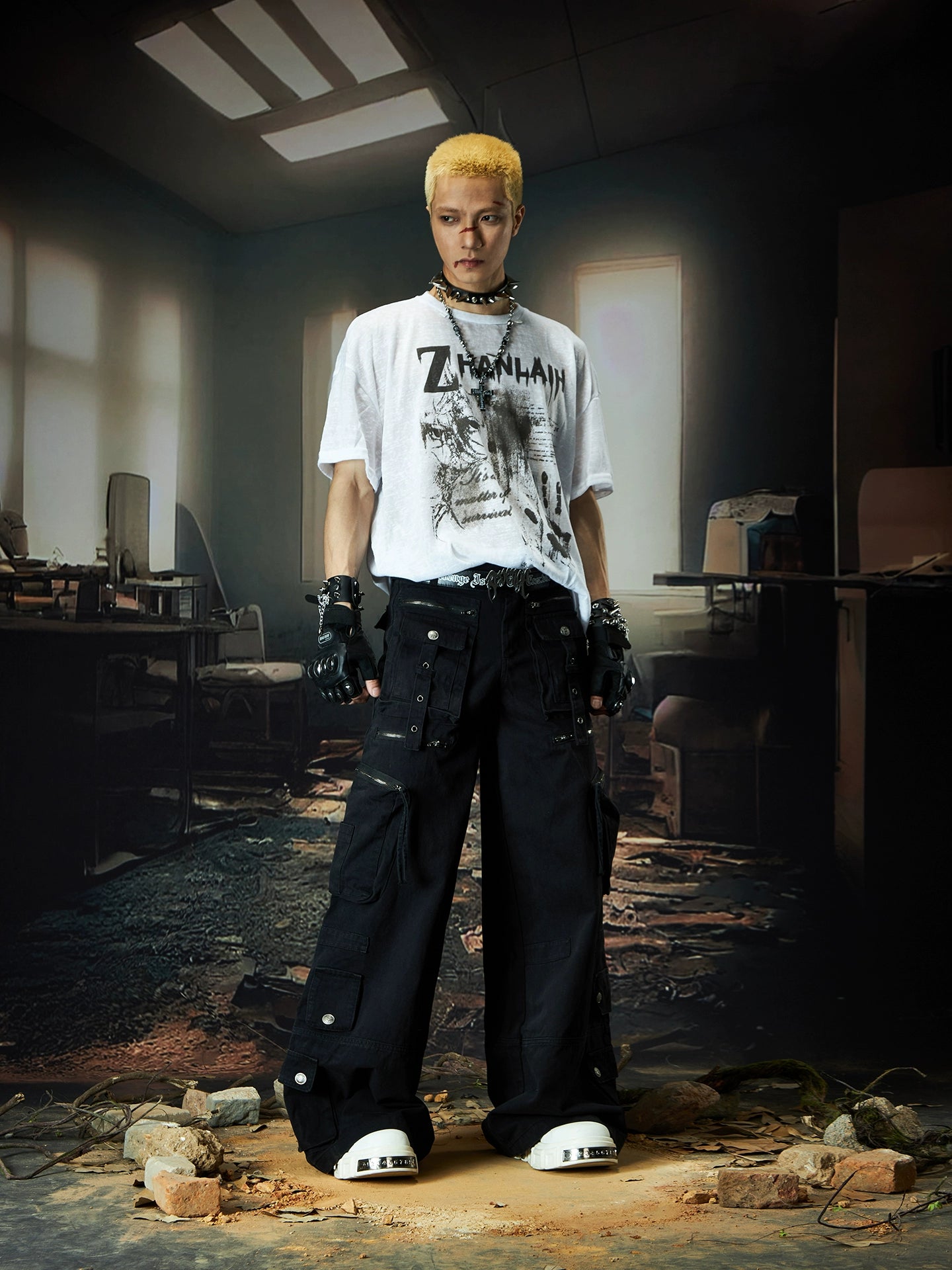 Multi-Pocket Strap Zipper Patchwork Wide Leg Cargo Pants WN18411