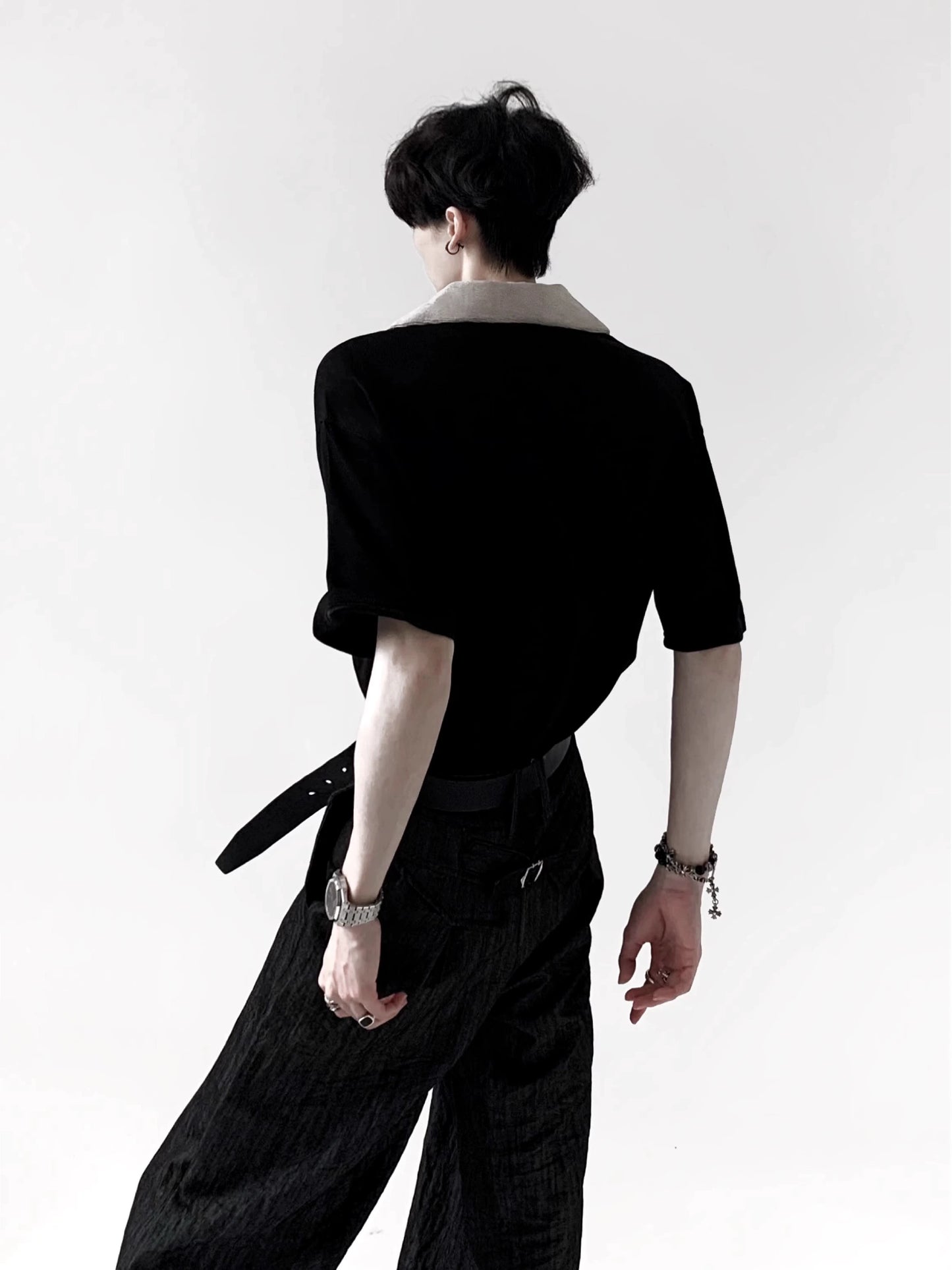 V-Neck Collar Short Sleeve Polo Shirt WN20345