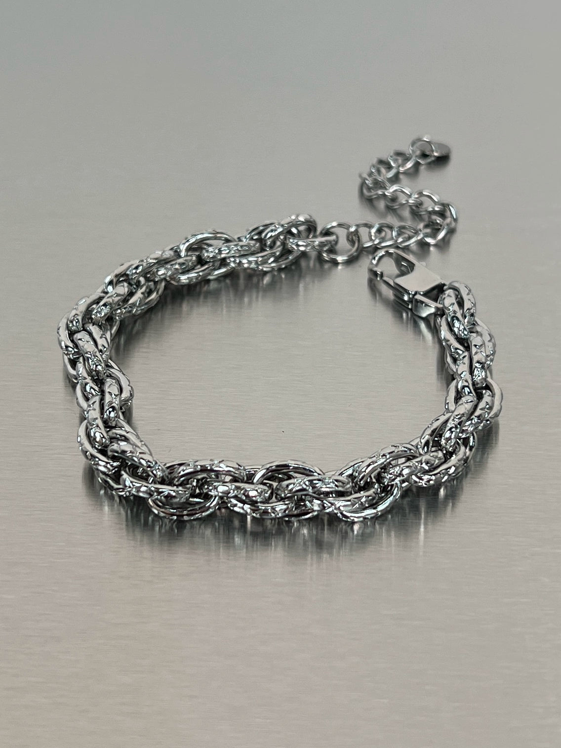 Twist Rhombus Titanium Steel Bracelet WN19250