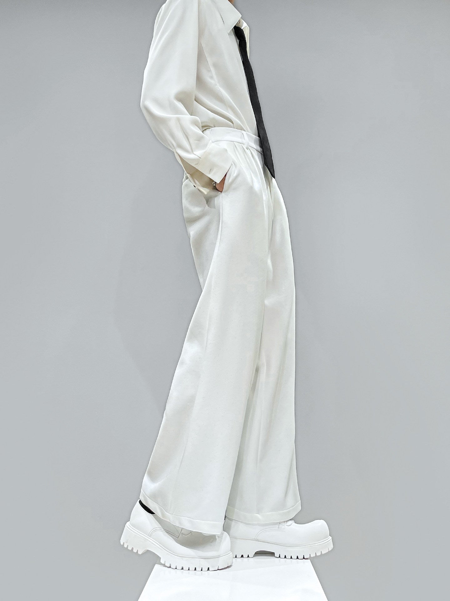 Star Glitter Wide-Leg Straight Trousers WN23948