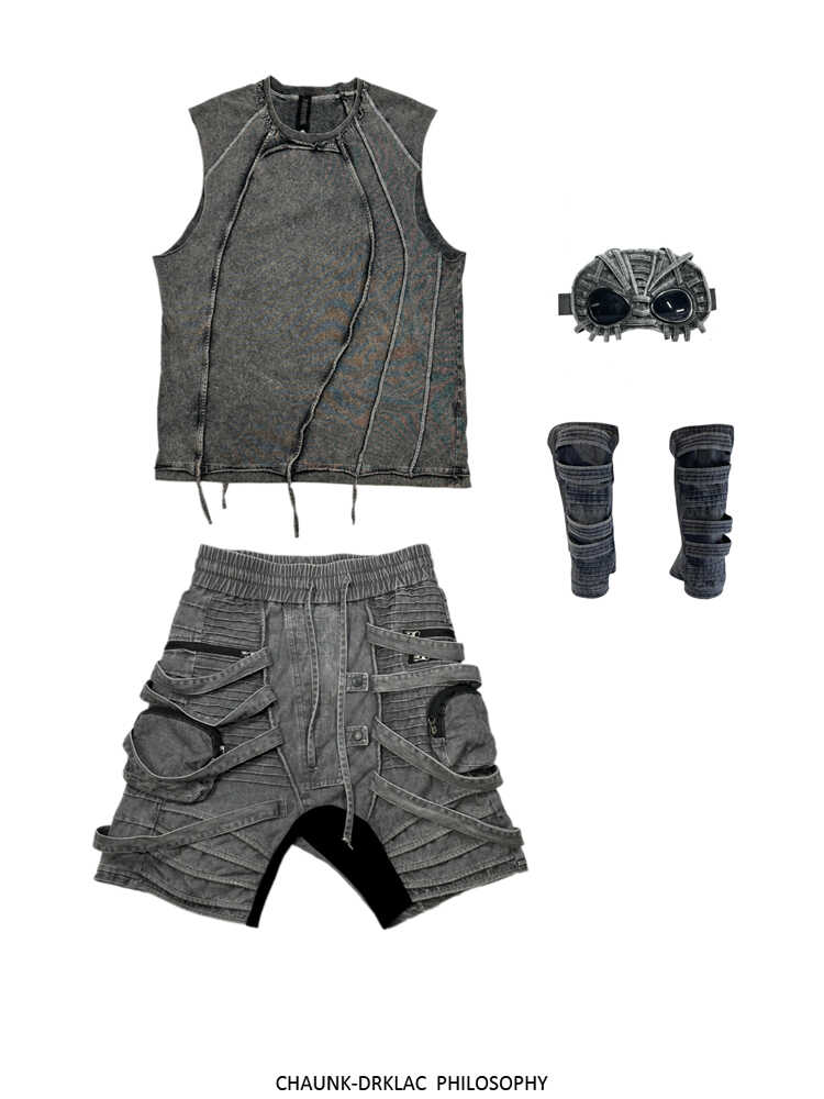 Asymmetrical Deconstructed Pleats Strap Washed Cargo Half Pants WN13981