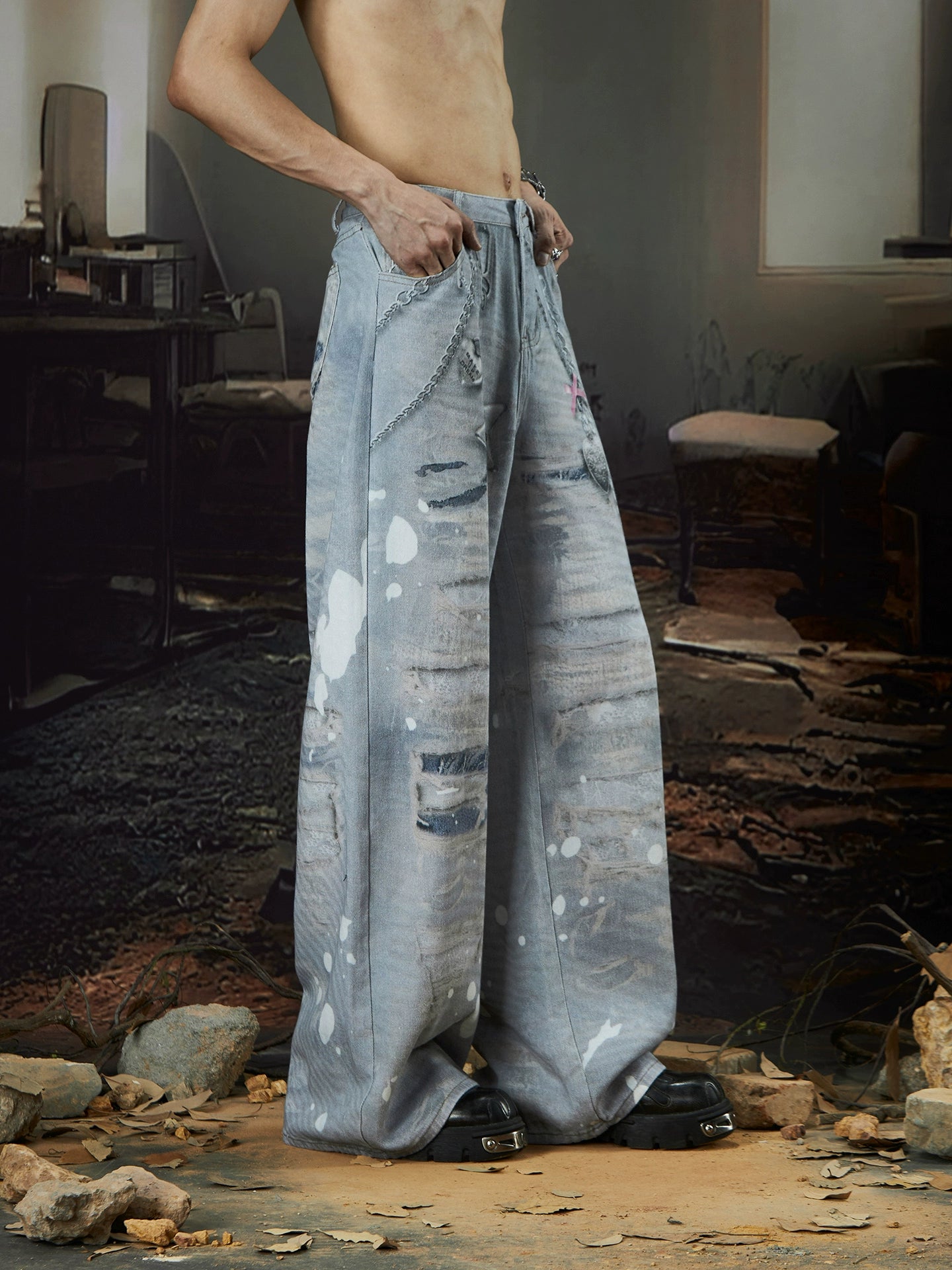 Painting Texture Chain Print Washed Wide Leg Denim Jeans WN18422