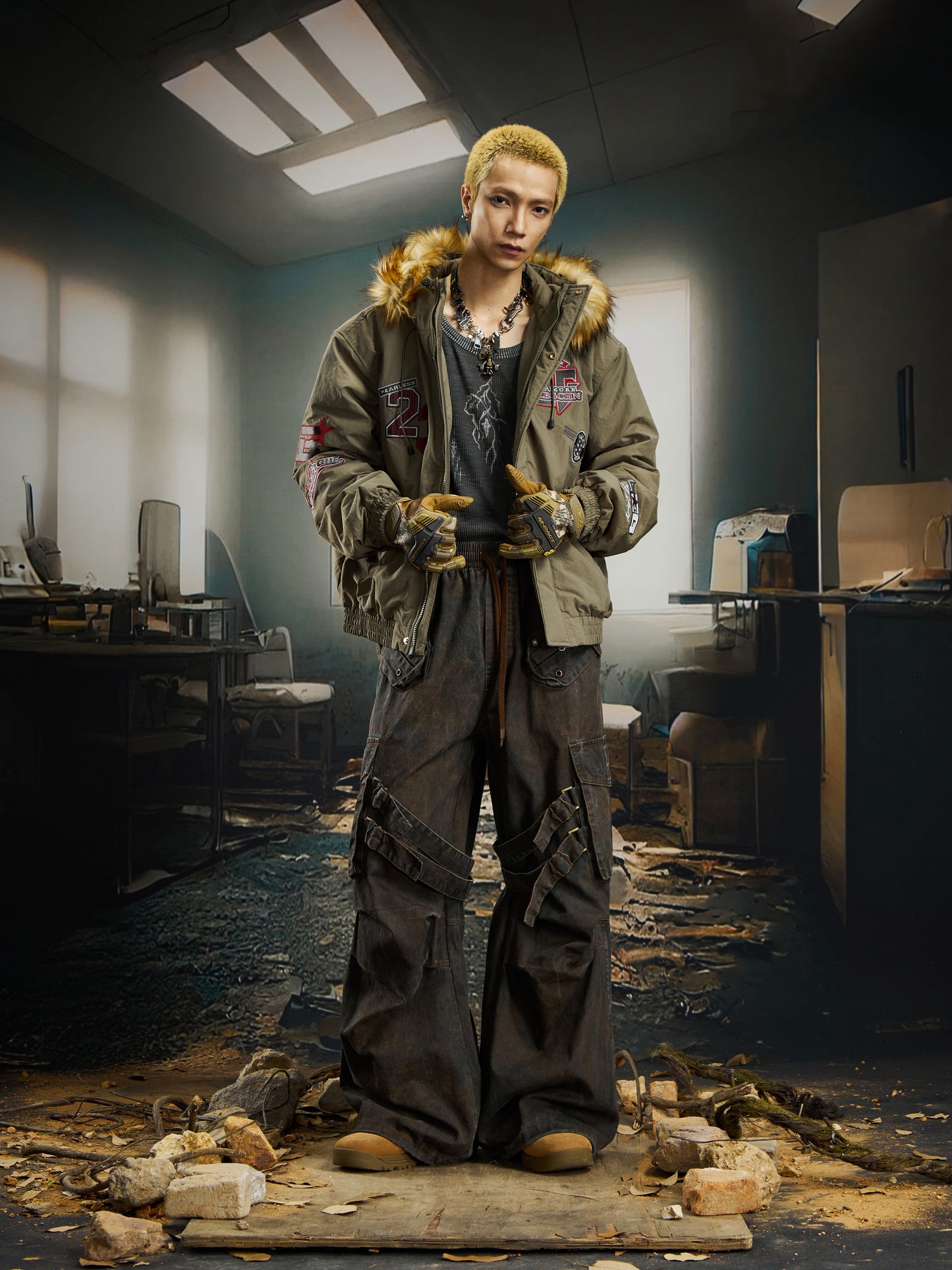 Embroidery Fake Fur Hooded Padded Jacket WN22753