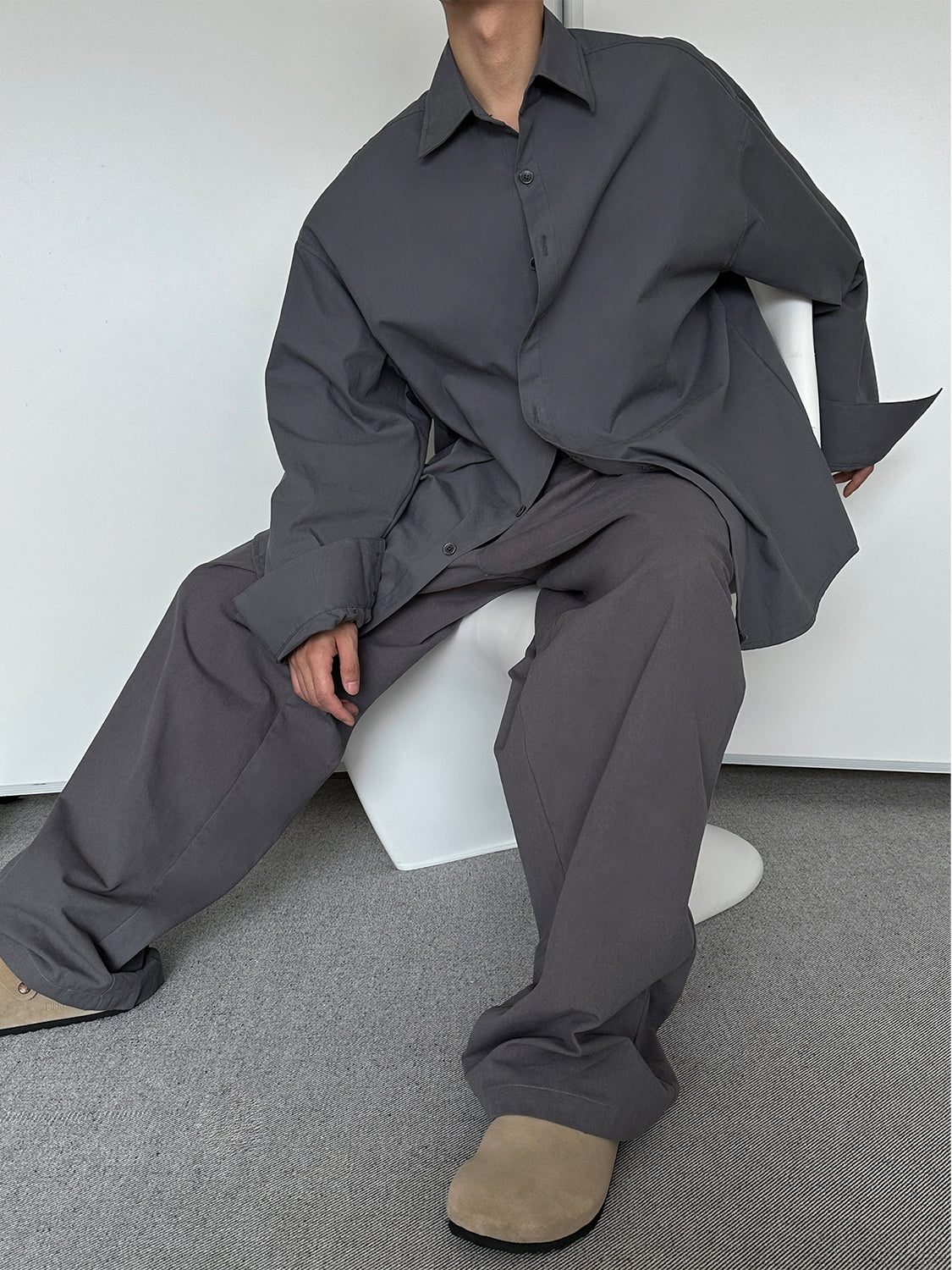 Pleats Relaxed Wide-Leg Trousers WN15154