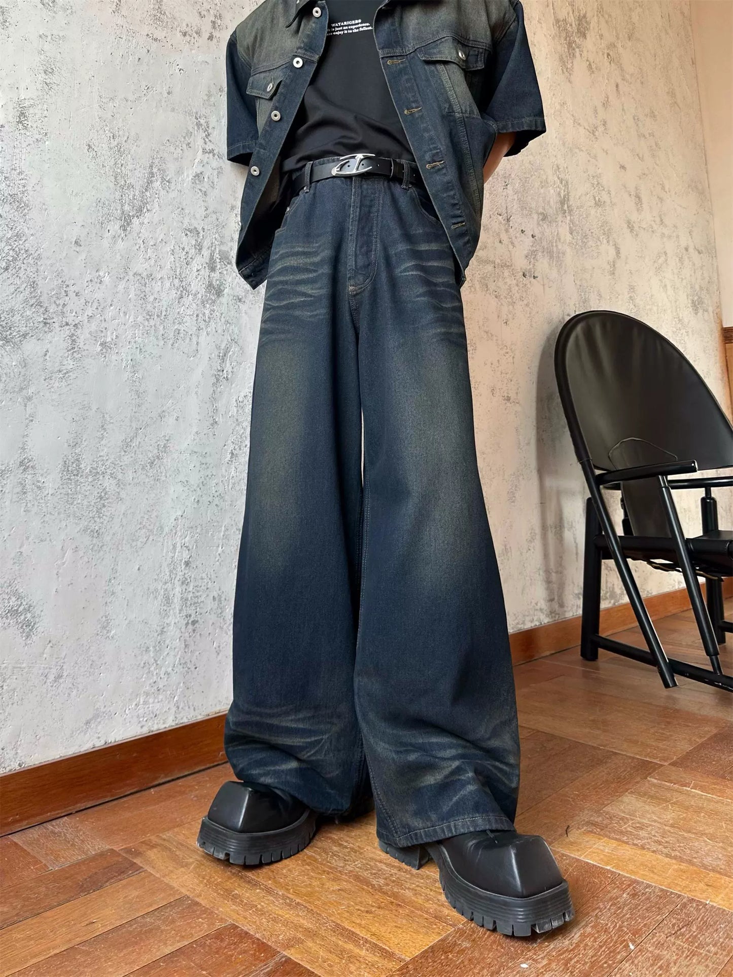 Shoulder-Pad Vest & Washed Denim Short Sleeve Jacket & Wide-Leg Straight Denim Jeans Setup WN16751