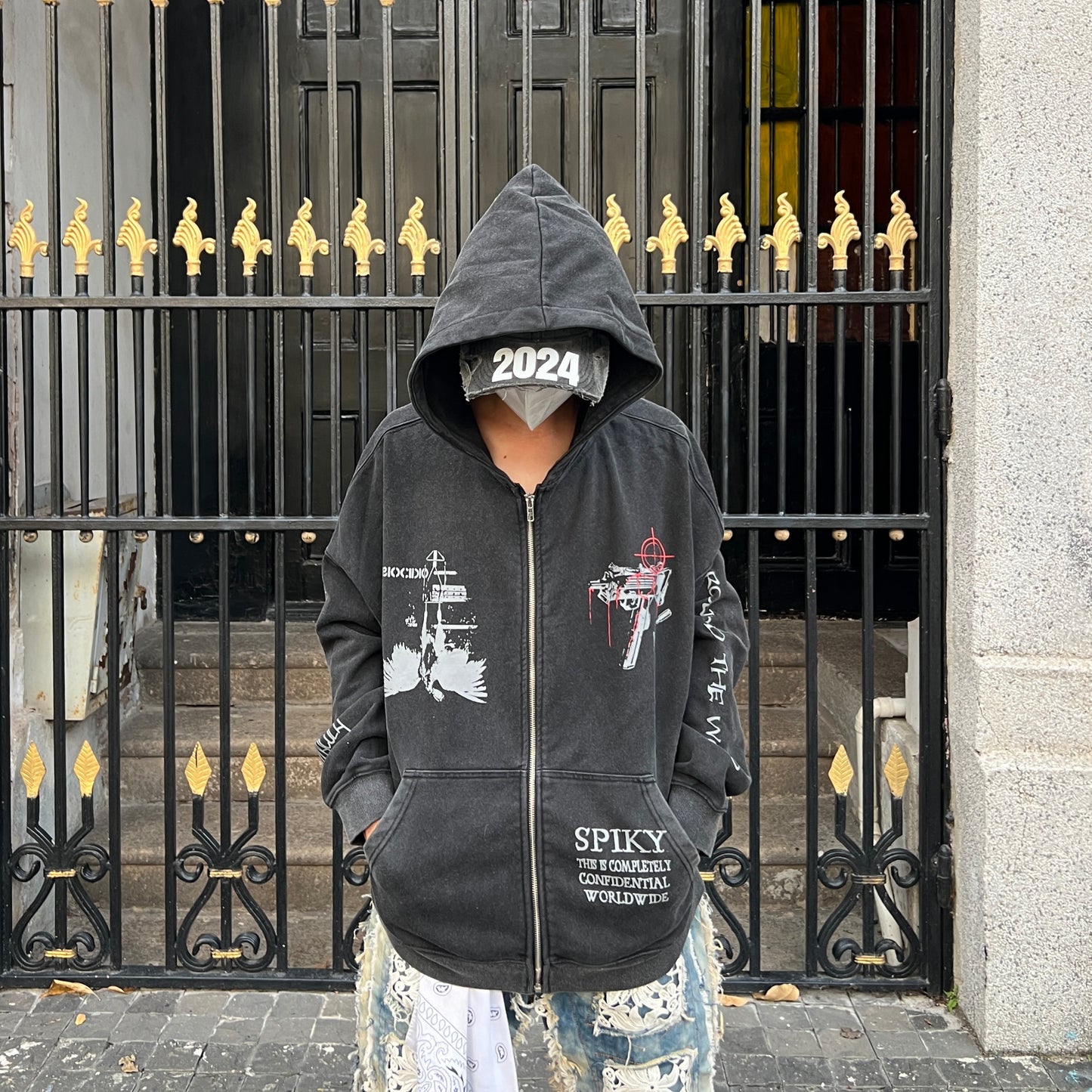 Graffiti Print Smoke Effect Zipper Hoodie WN24120