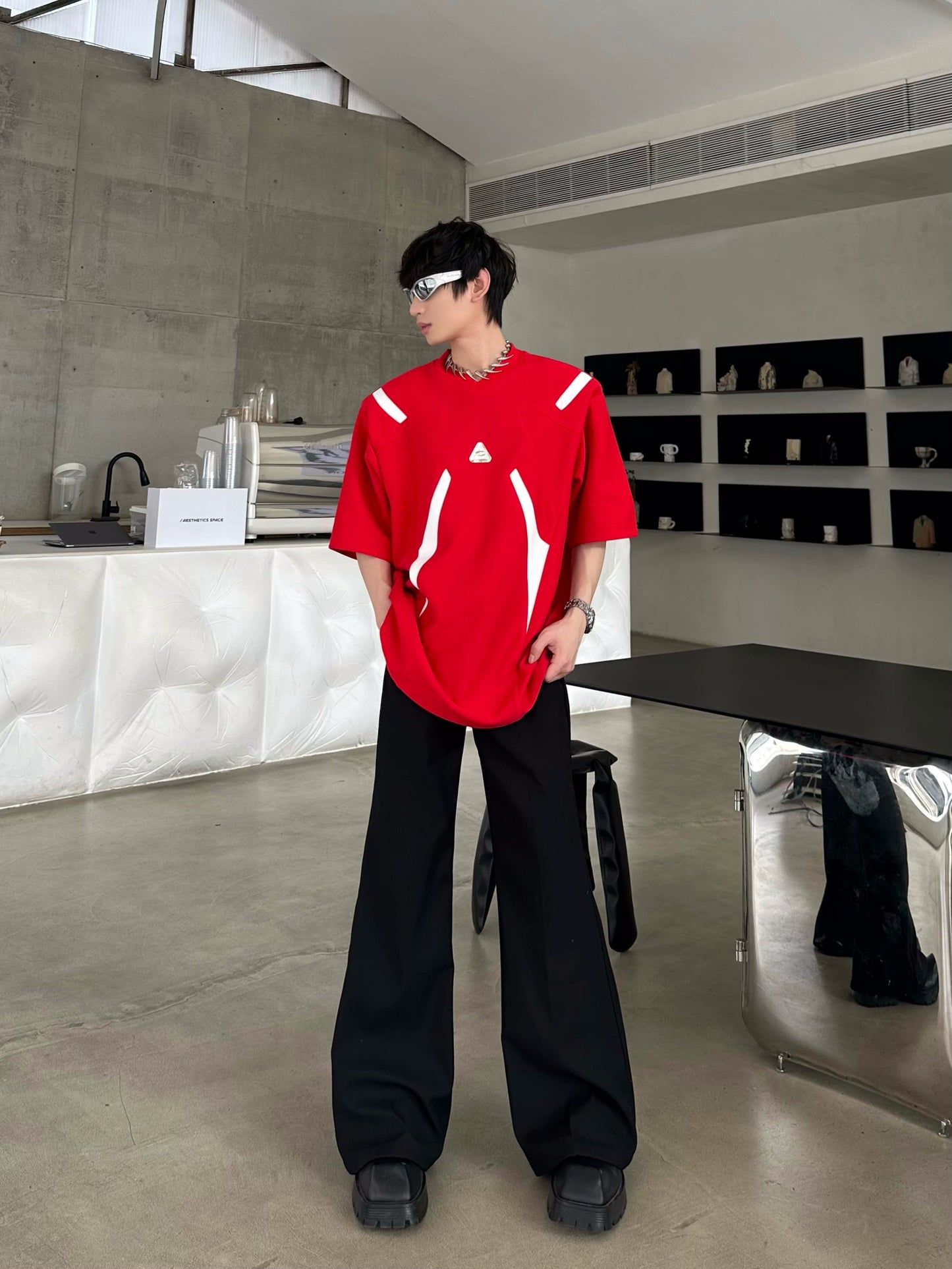 Shoulder-Pad Bicolor Metal Detail Short Sleeve T-Shirt WN16780