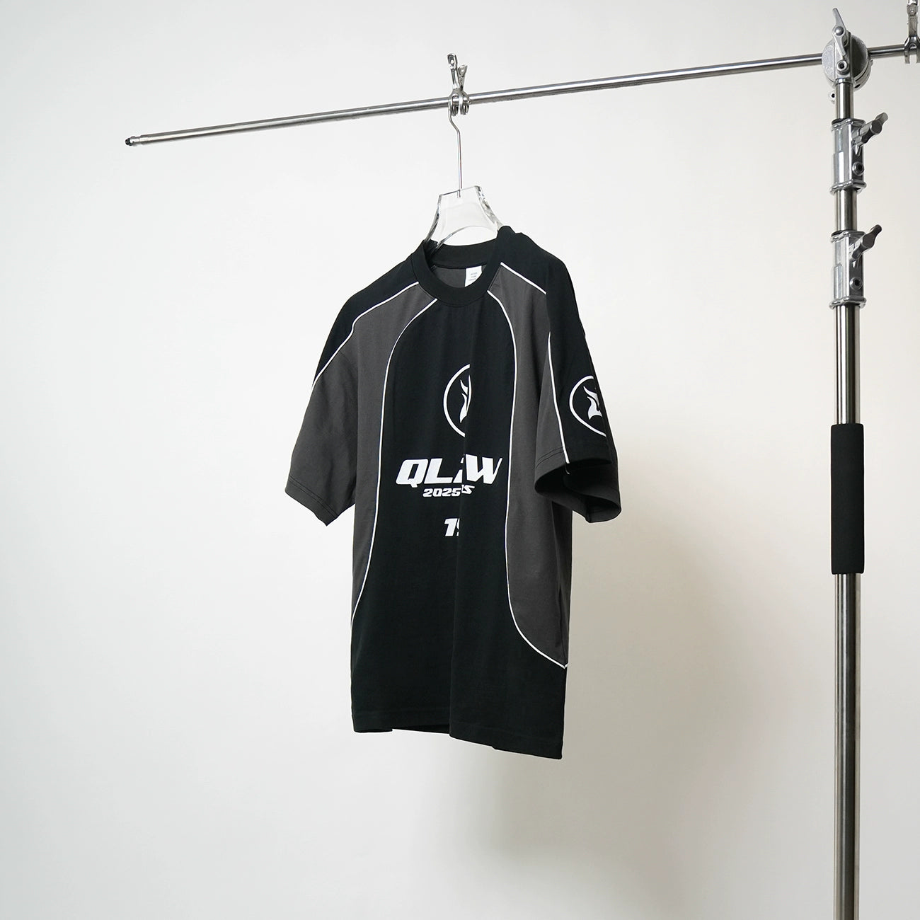 Contrast Graphic Design Oversize Short Sleeve T-Shirt WN17319