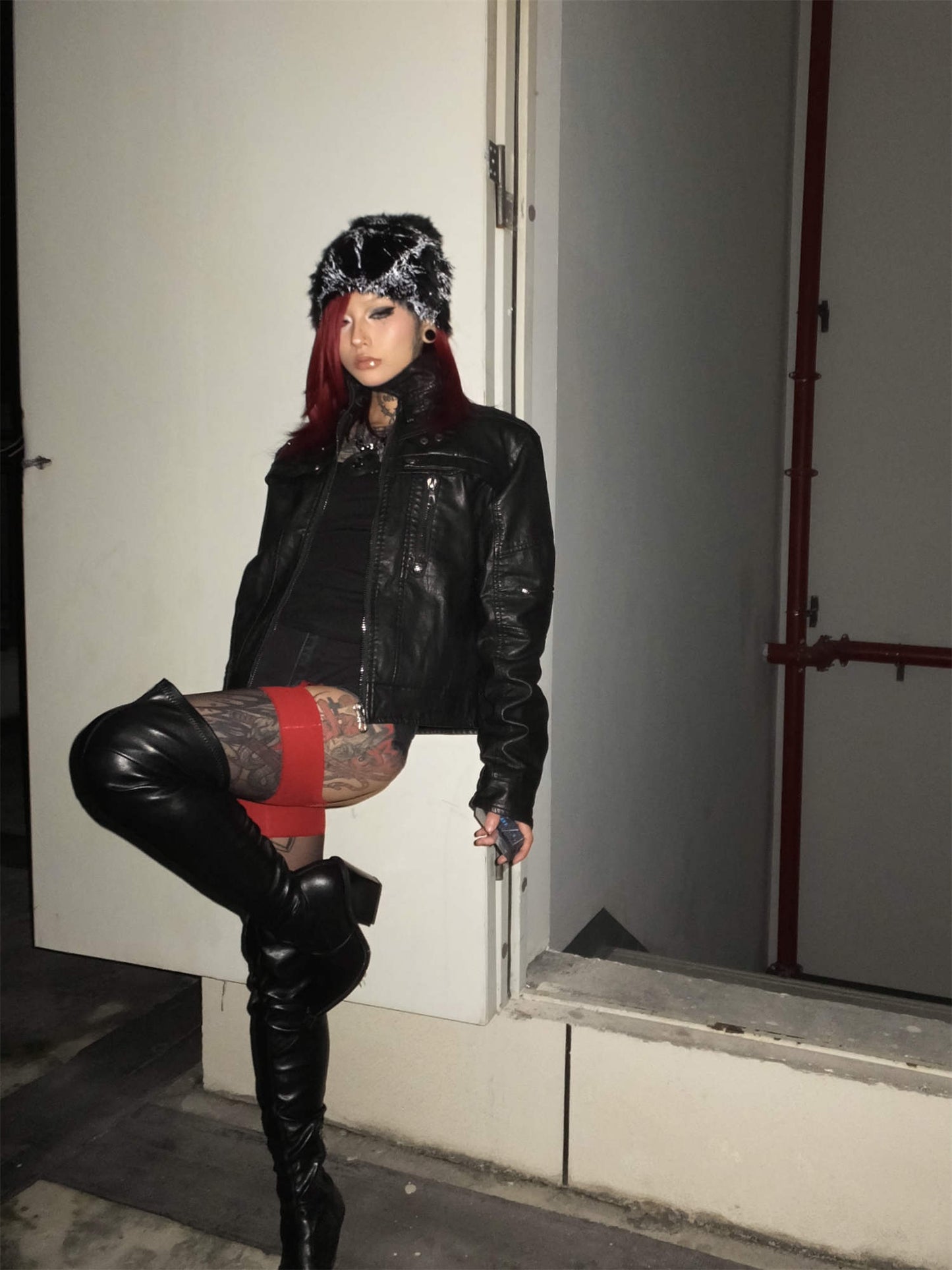 Curved Sleeve Textured Washed Damage Zipper Jacket WN15776