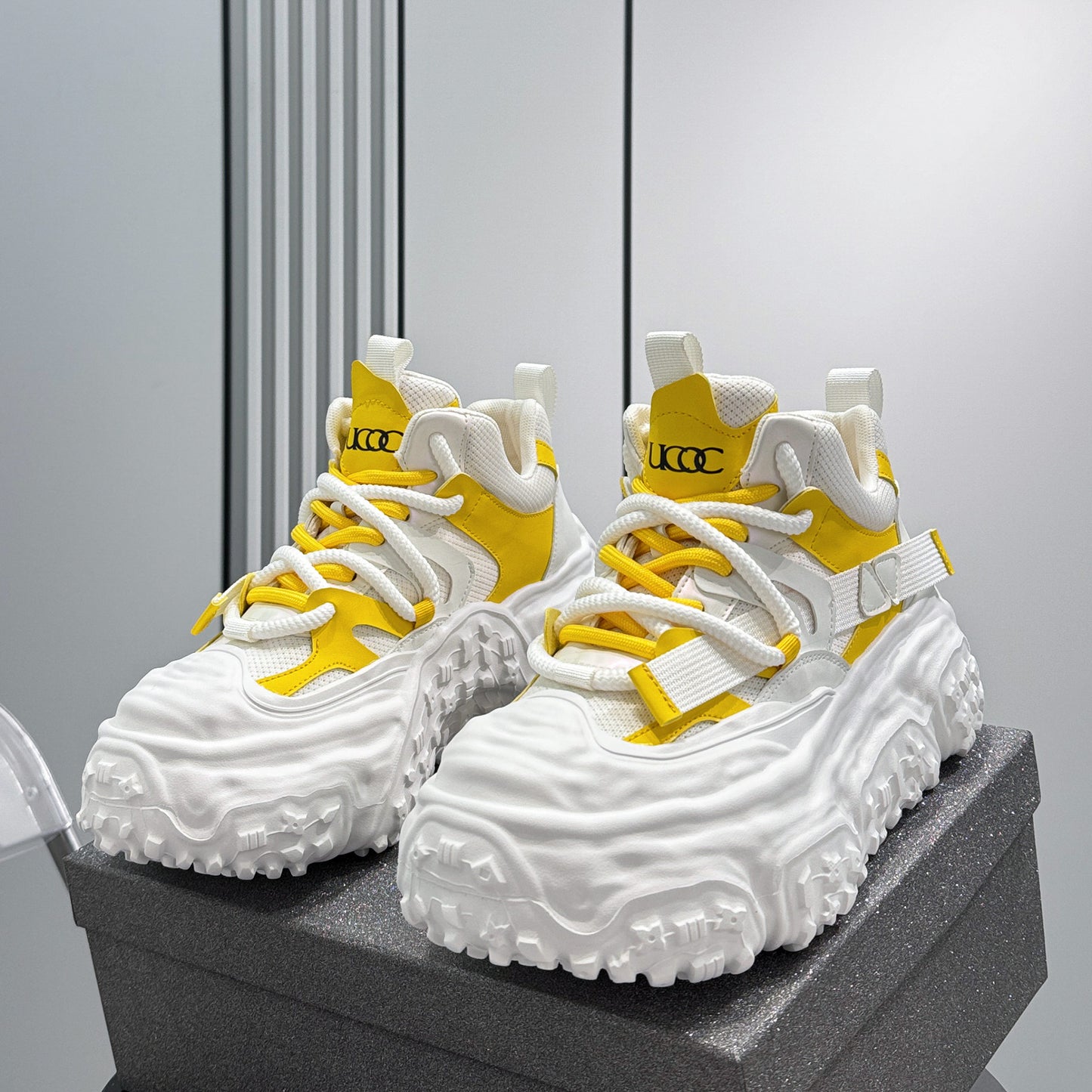 Strap Mesh Platform Chunky Sole Sneakers WN24659