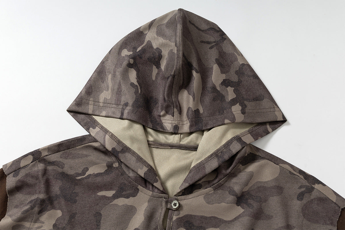 Camouflage Contrast Sleeve Embroidery Hoodie WN25503