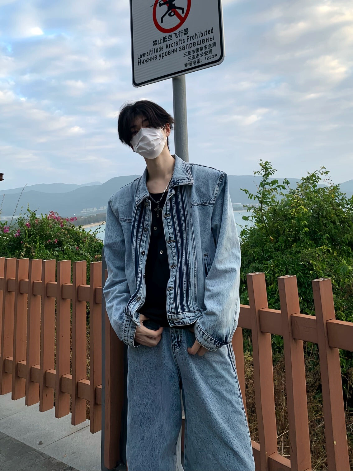 Shoulder-Pad Denim Short Jacket WN19848