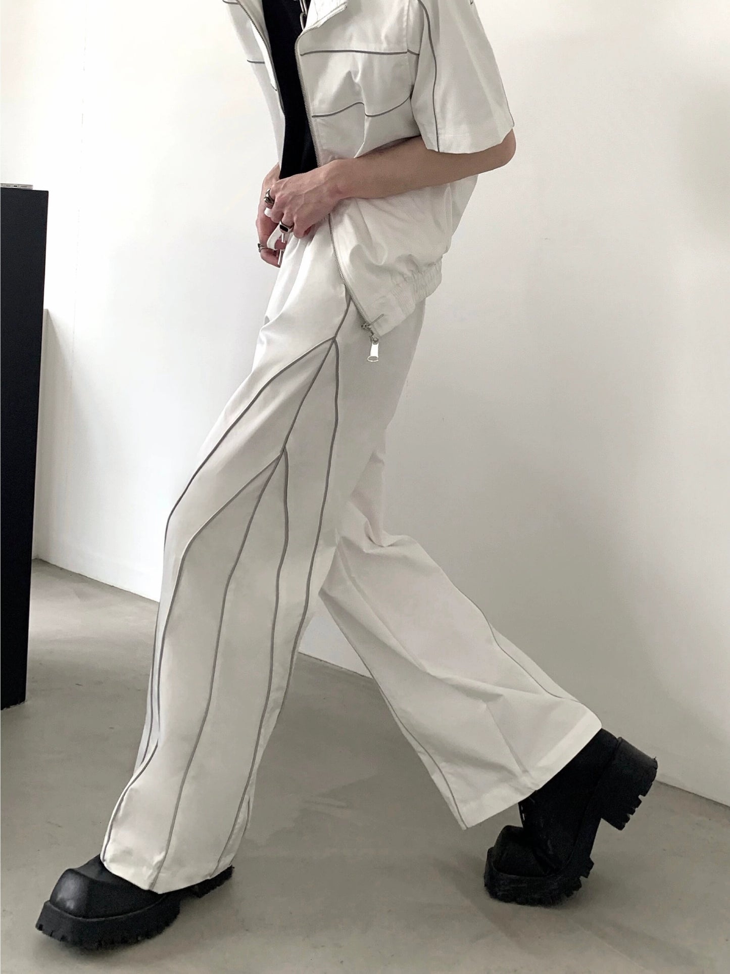 Short Sleeved Shoulder Pad Jacket & Wide-Leg Sporty Pants Setup WN6006