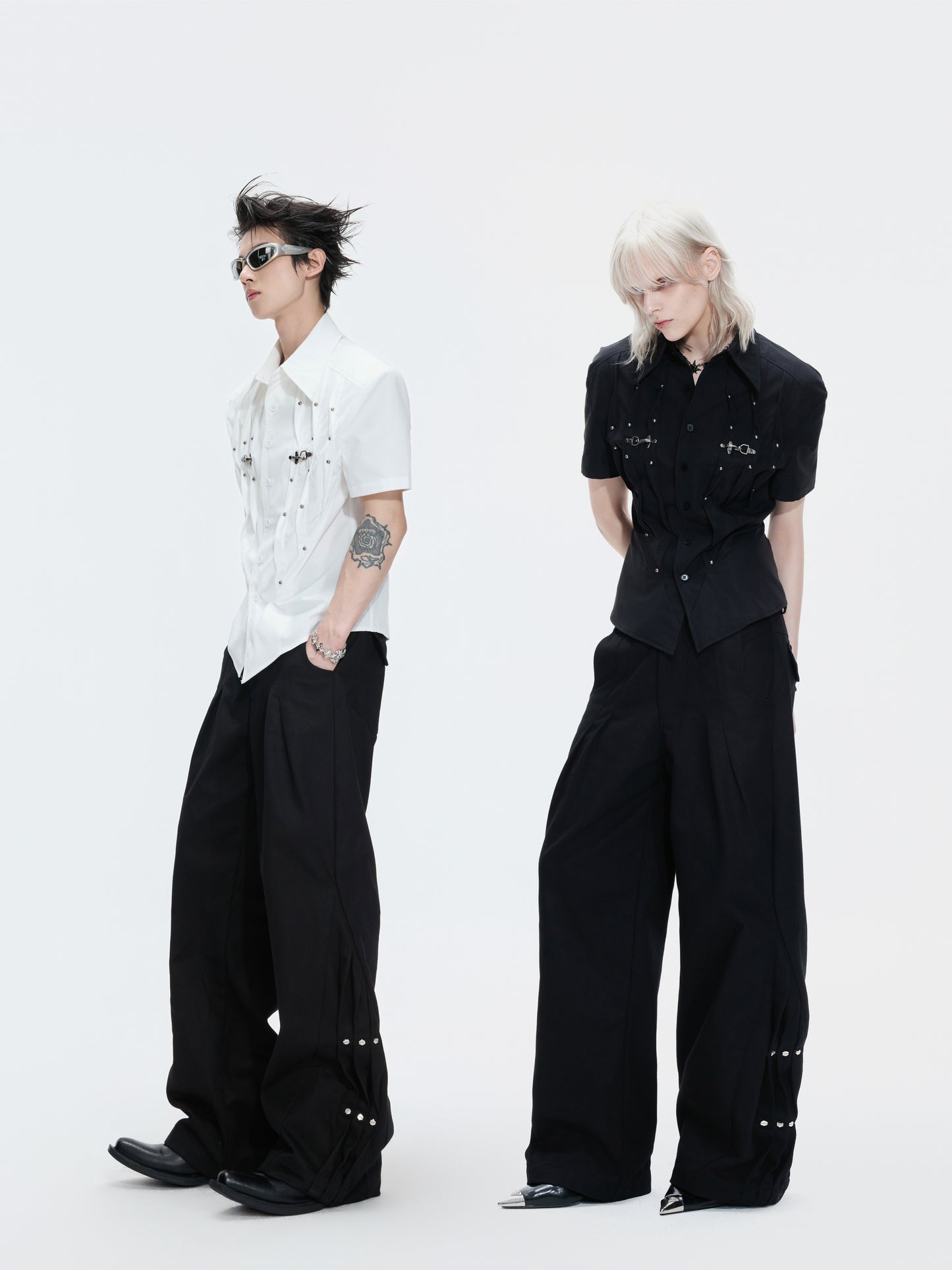 Pleats Cinched-Waist Shoulder-Pad Stud Short Sleeve Shirt WN27000
