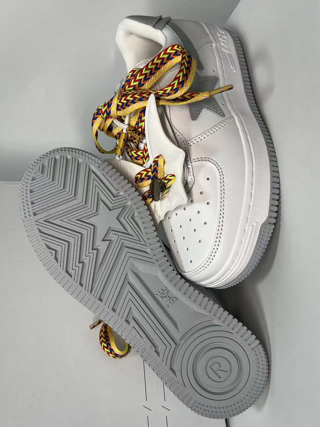 Star Patch Lace-Up Low Top Sneakers WN24134