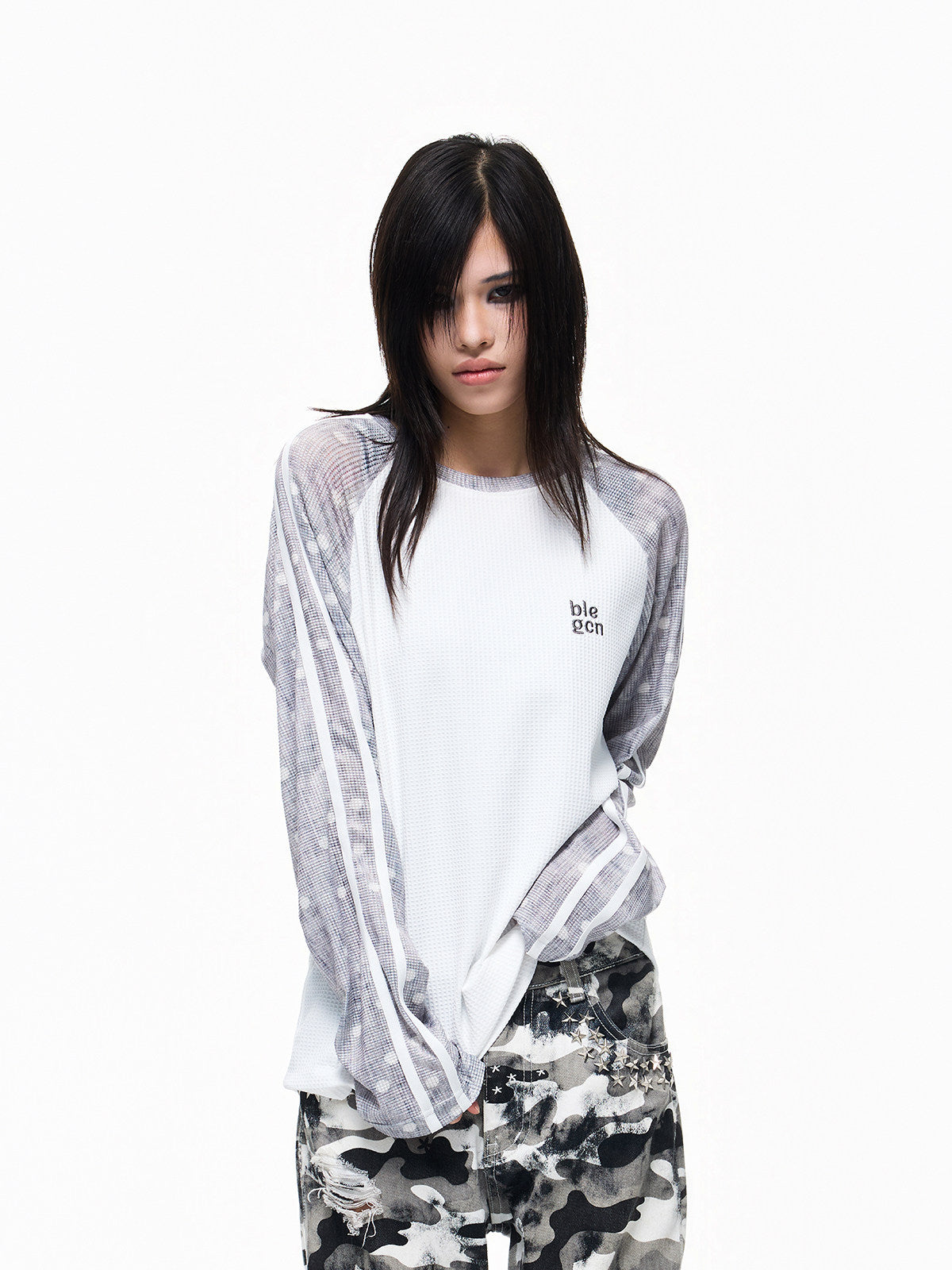 Waffle Contrast-Tape Embroidery Raglan Long Sleeve T-Shirt WN27323