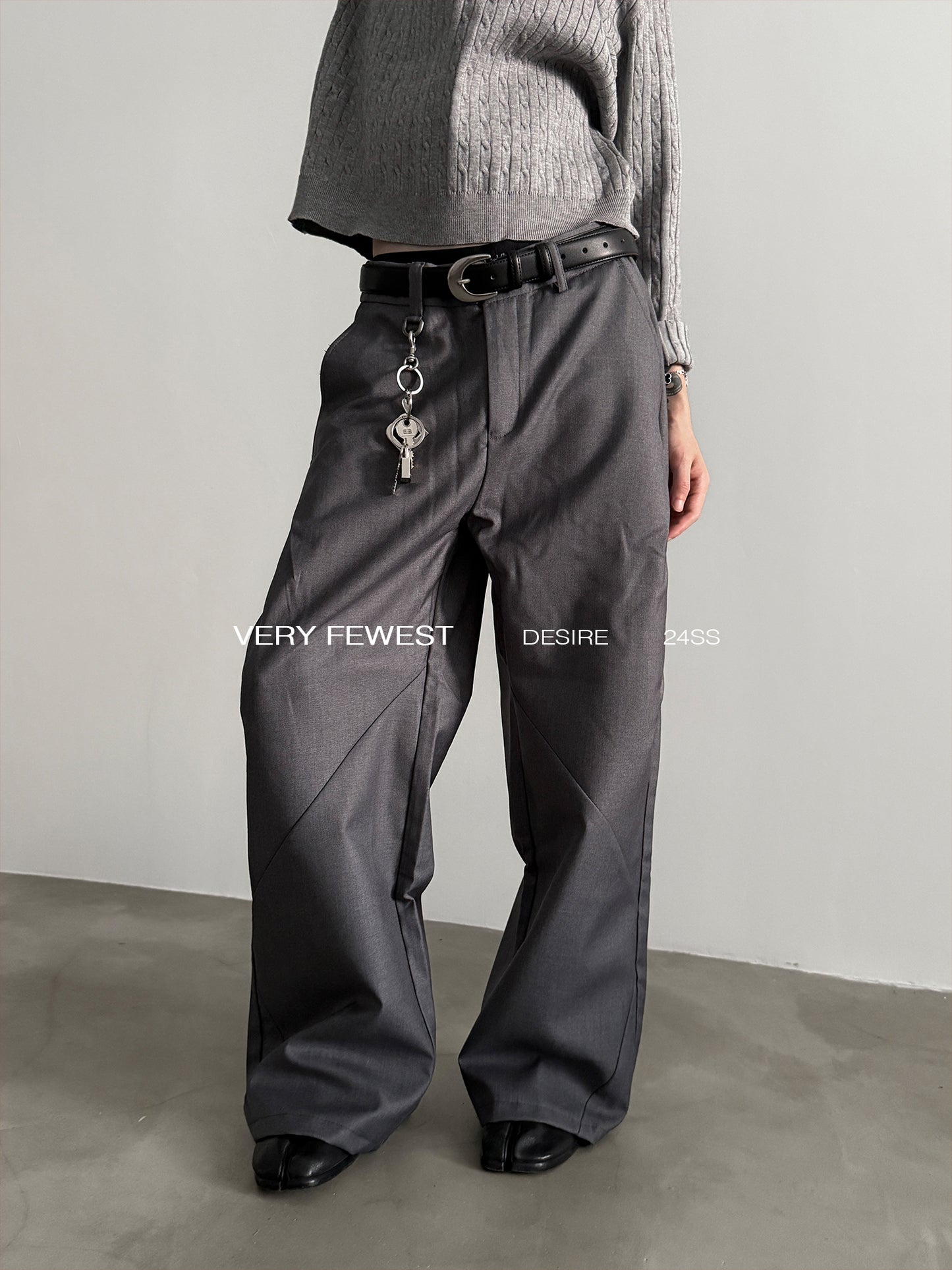 Pleats Wide-Leg Trousers WN15276