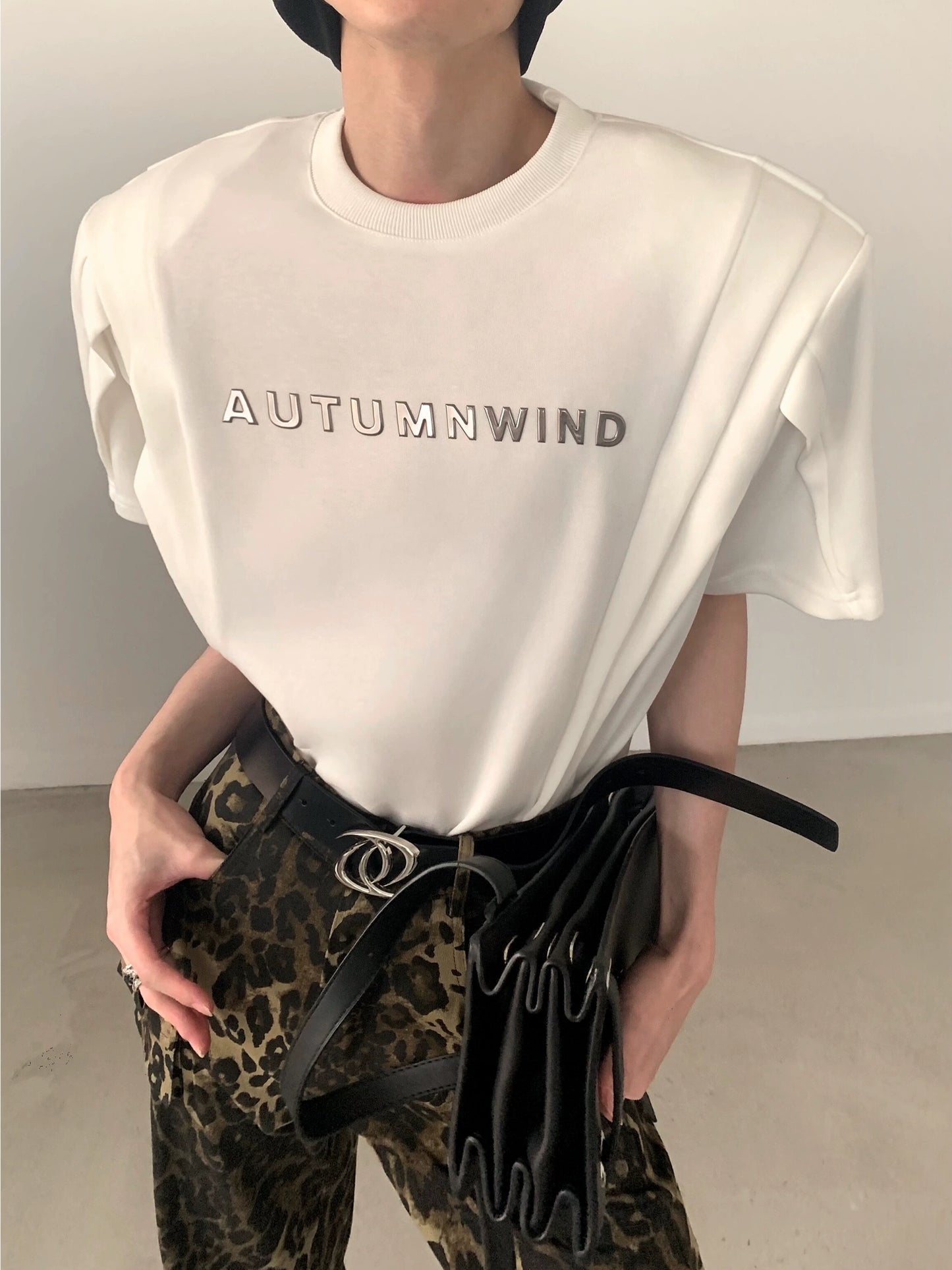 Metal Design Shoulder Pad Short Sleeve T-Shirt WN6003