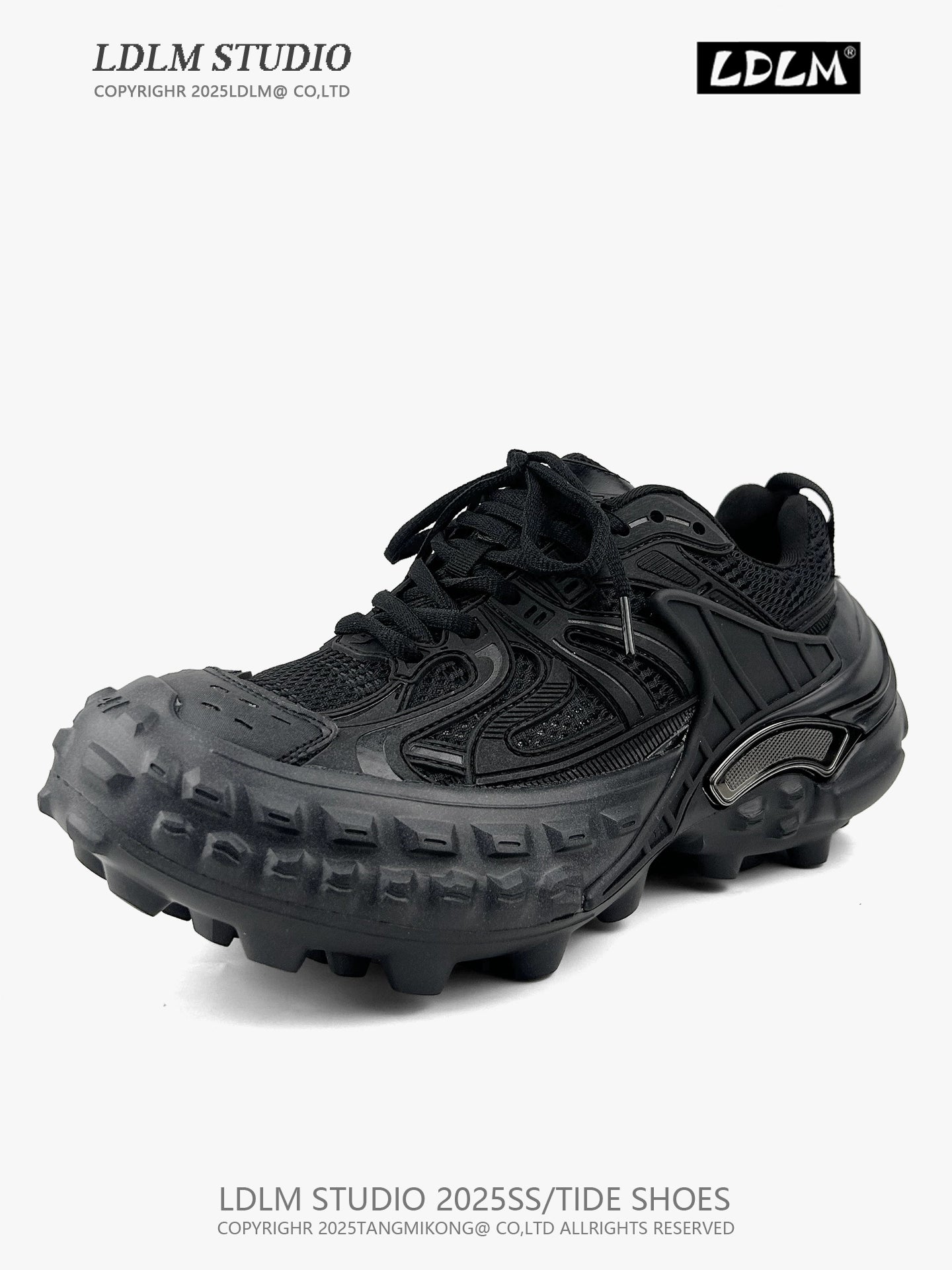 Lightweight Mesh Splicing Thick Sole Sporty Sneakers WN21254