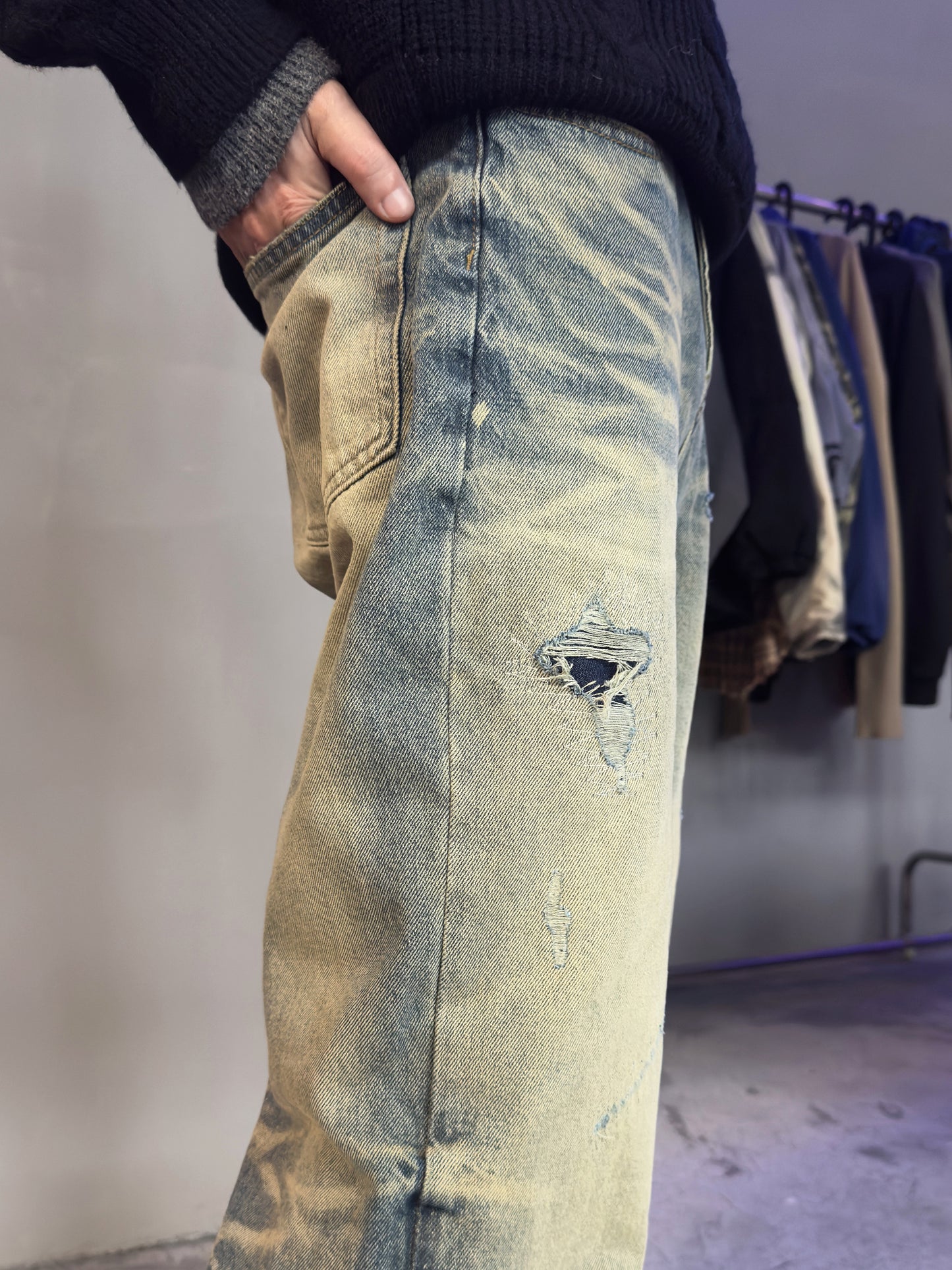 Washed Damage Straight Leg Denim Jeans WN22954