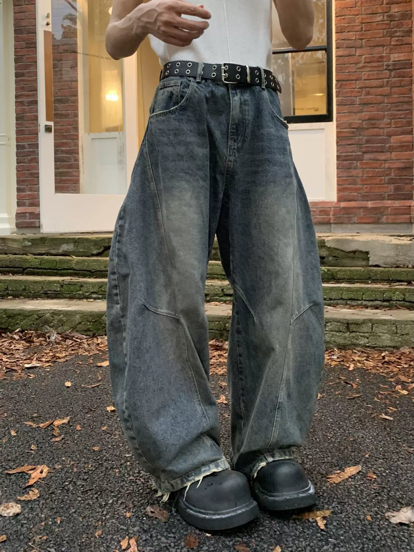 Fade Wash Heavyweight Wide Leg Denim Jeans WN19923