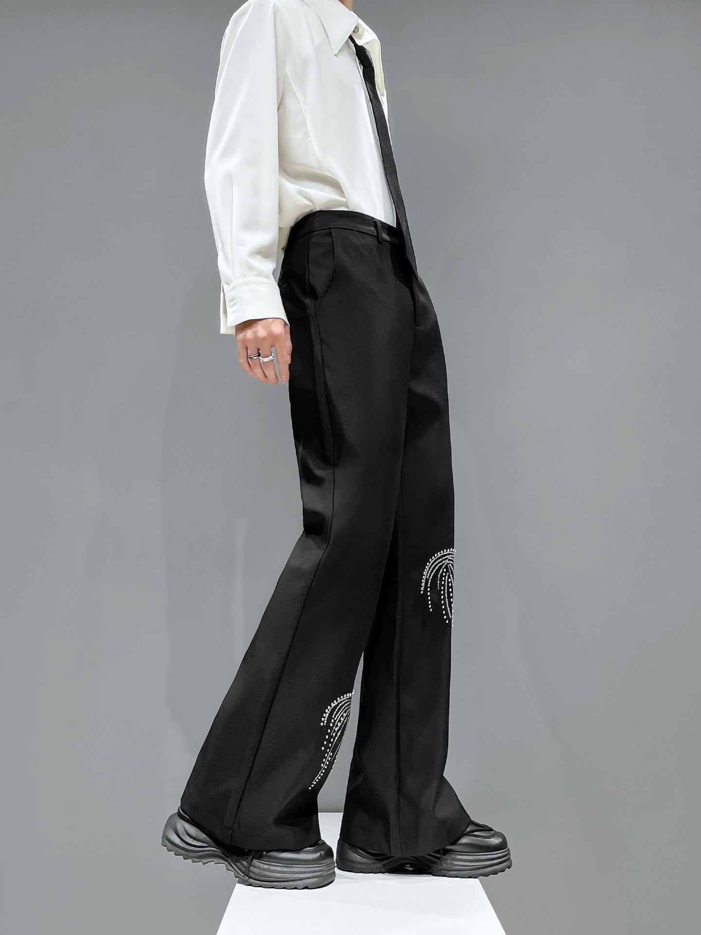 Bead Embellished Flare Trousers WN23942