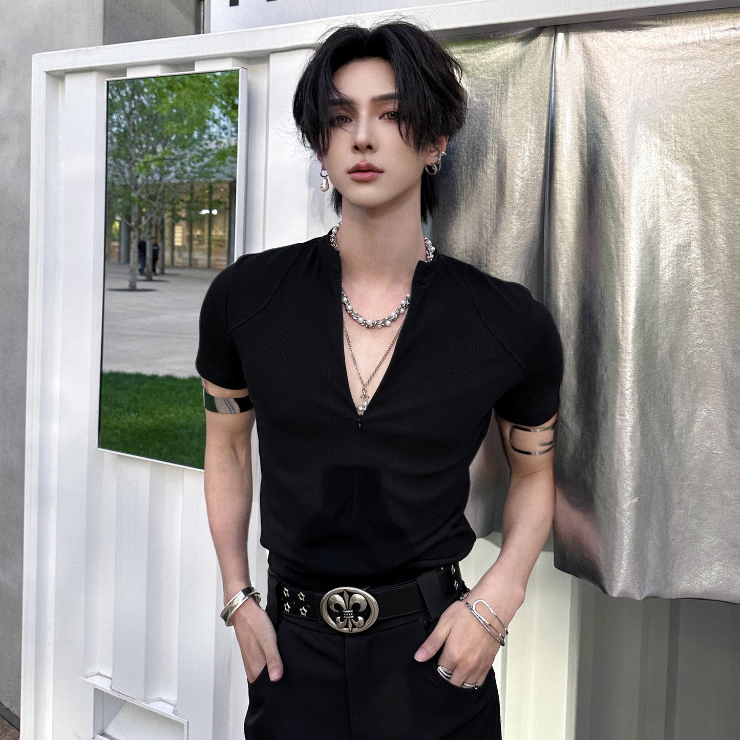 Deep V-Neck Short Sleeve T-Shirt WN25118
