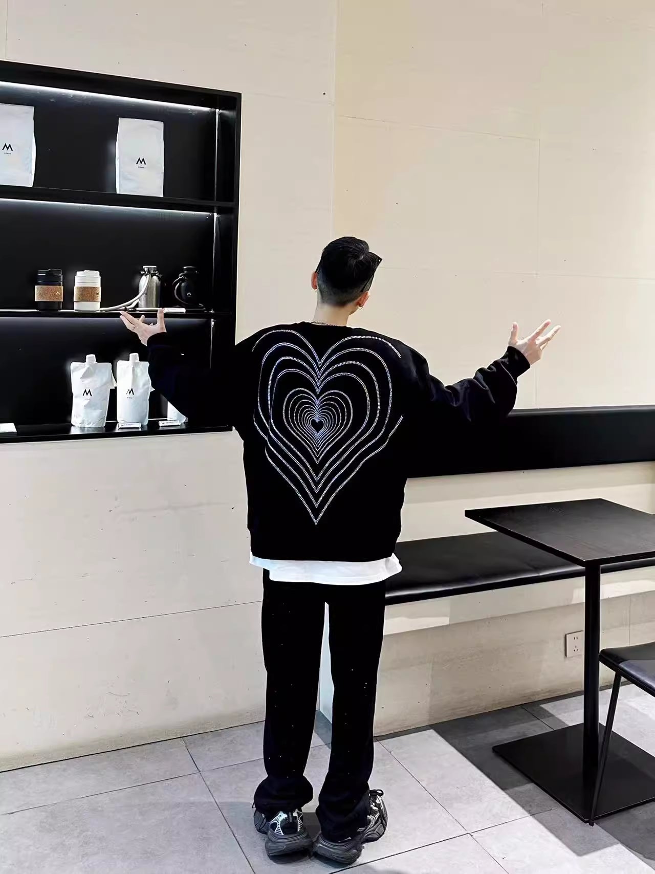 Rhinestone Heart Oversize Long Sleeve Sweatshirt WN20687