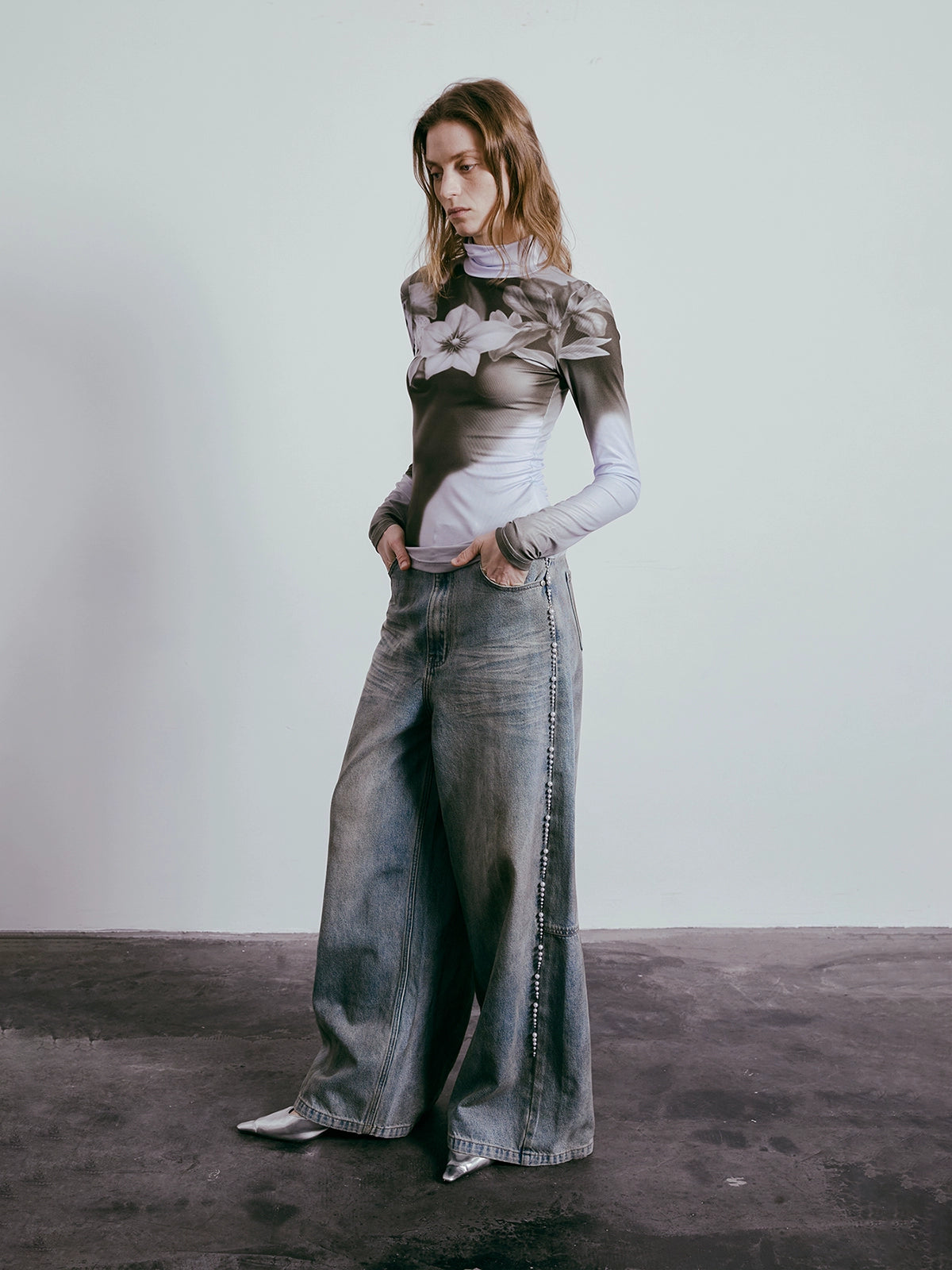 Beaded Wash Design Denim Jeans WN18924