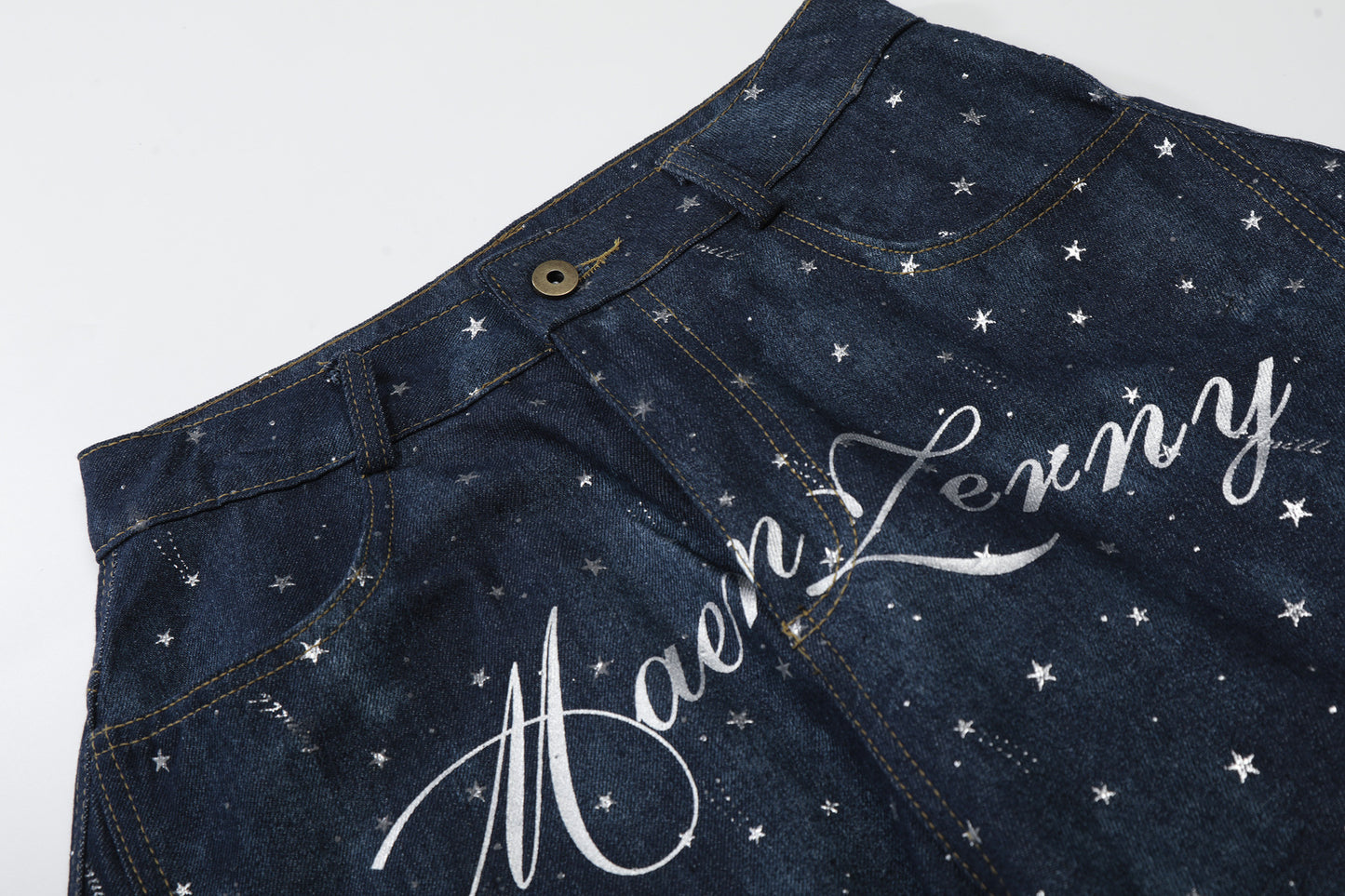 Star Print Curved Wide Leg Denim Jeans WN25696