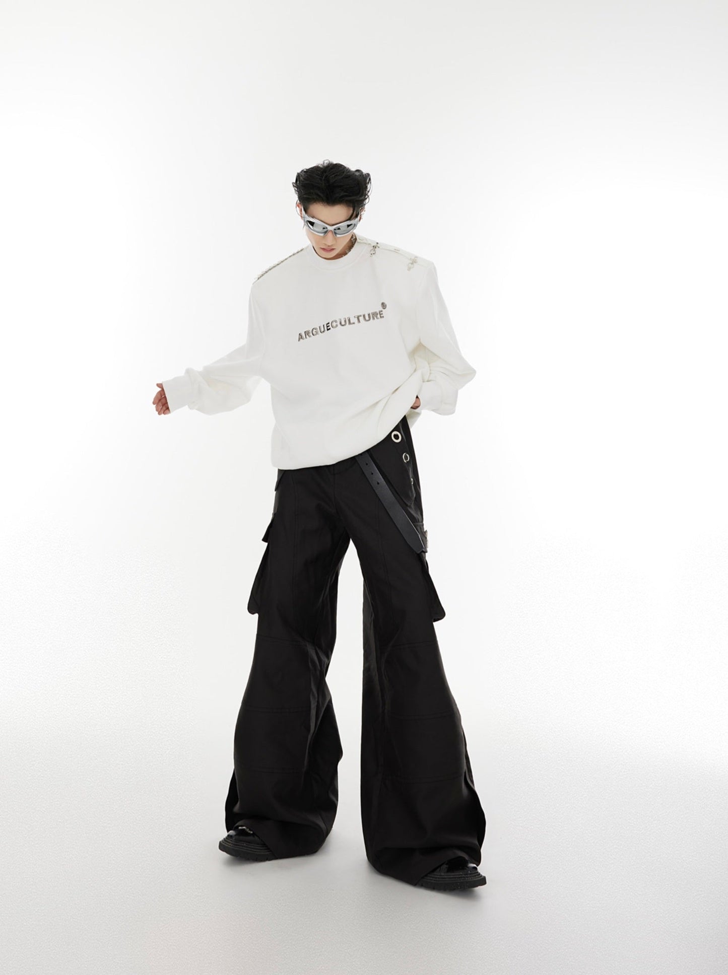 Oversize Metal Buckle Sweatshirt WN1990