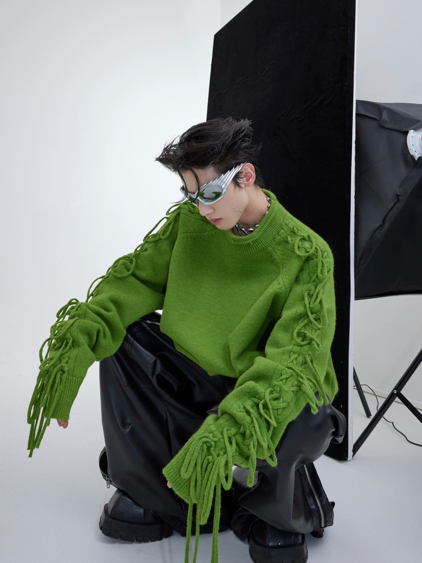 Oversize Tassel Design Knit Sweater WN2963