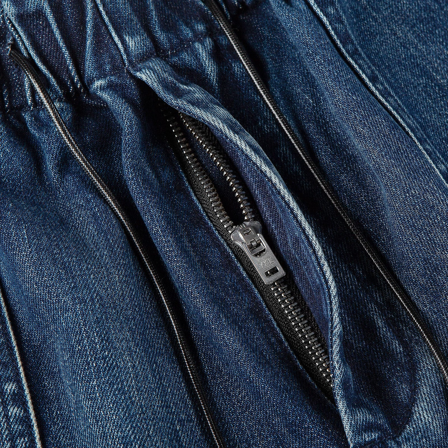 Wide and Tapered Wide-eg Denim Jeans WN4258