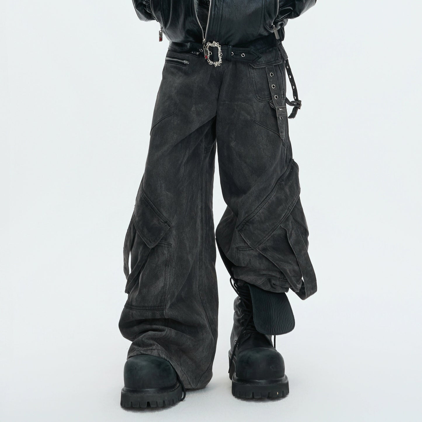 Multi Pocket Wide Leg Denim Jeans WN22630