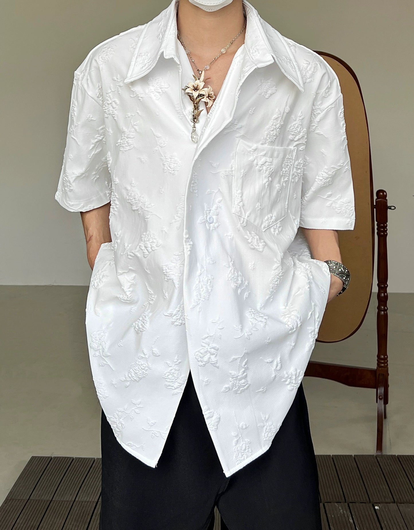 Embroidery Floral Two-Button Jacquard Short Sleeve Shirt WN20018