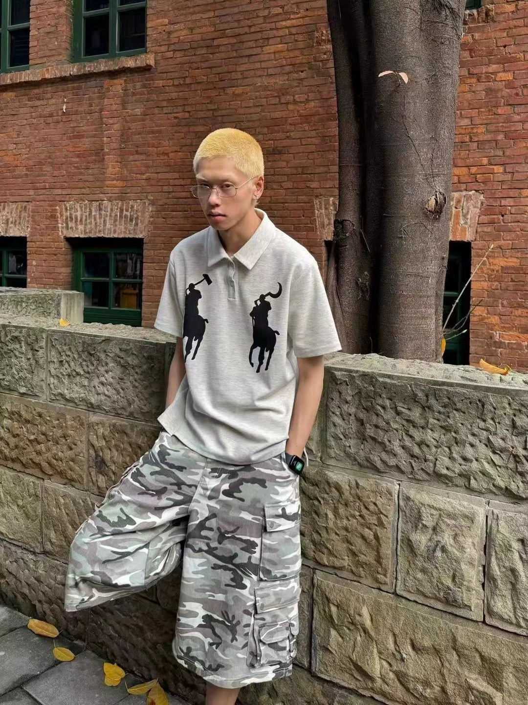 Graphic Print Design Short Sleeve T-Shirt WN19102