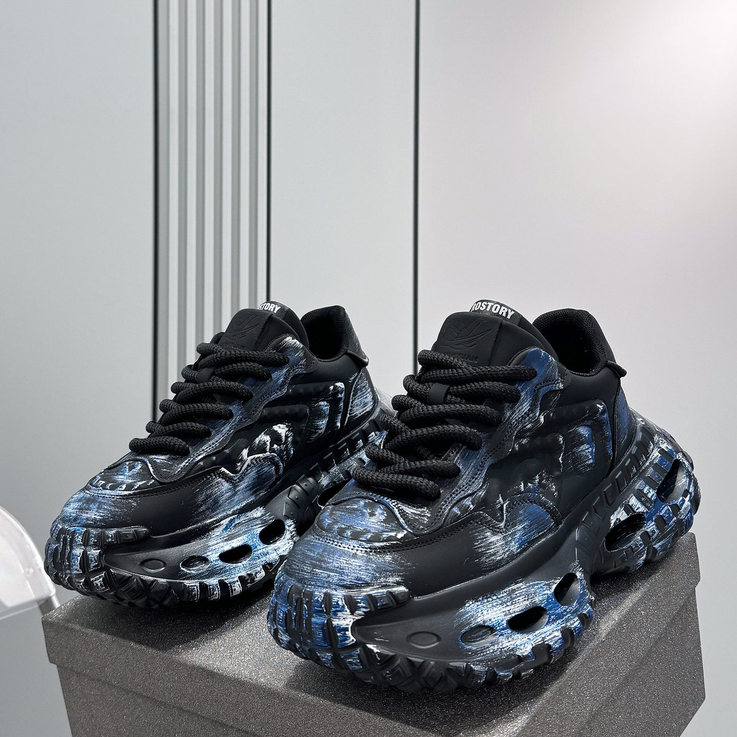 Paint Graffiti Print Chunky Sole Sneakers WN24607